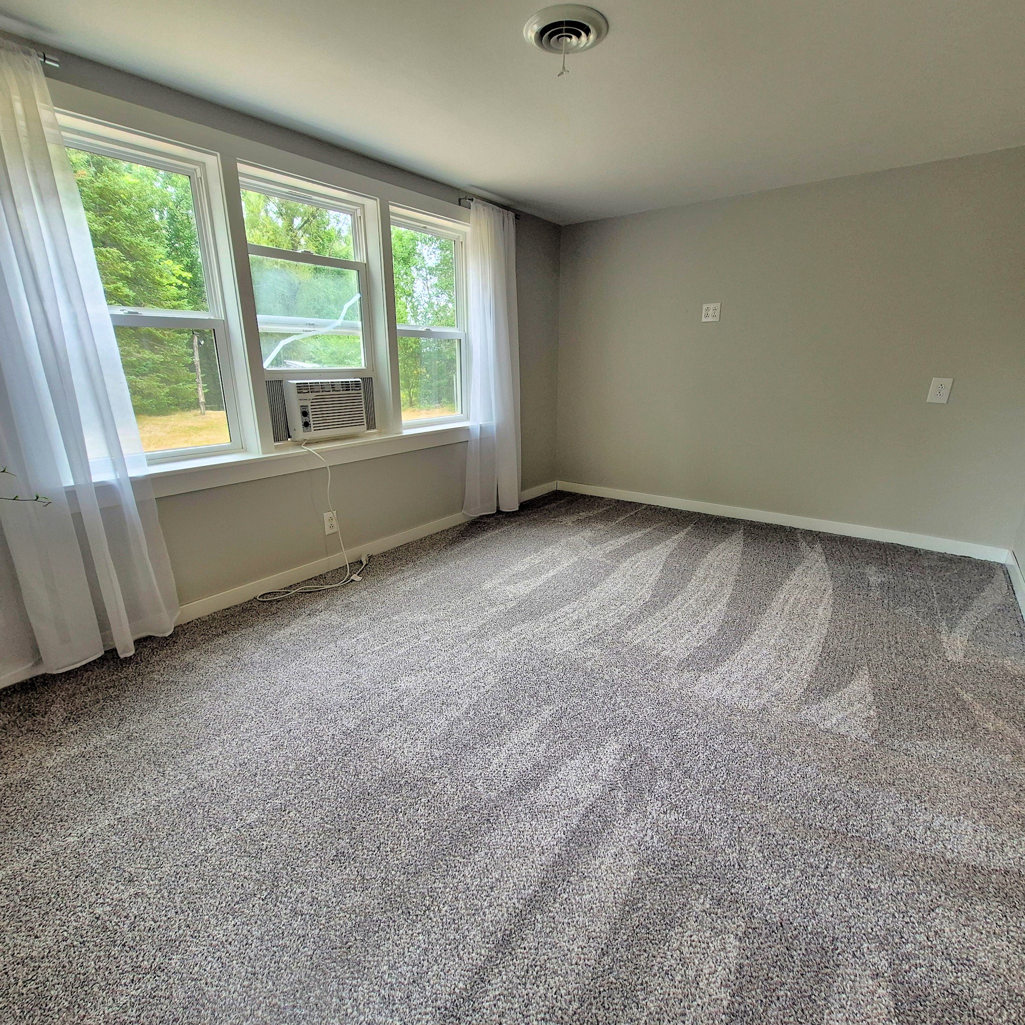 11011n Airport Road Property Photo 12