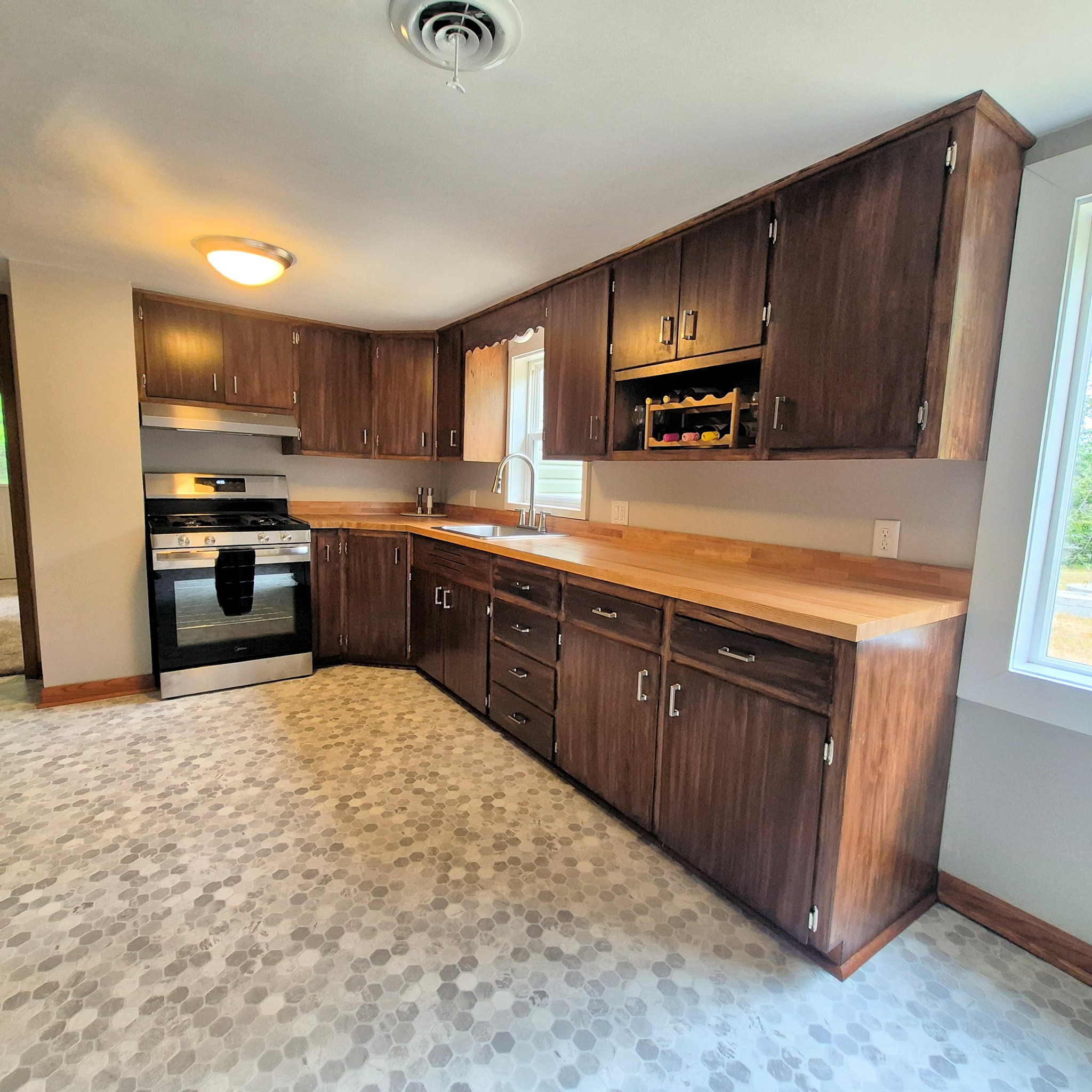 11011n Airport Road Property Photo 19