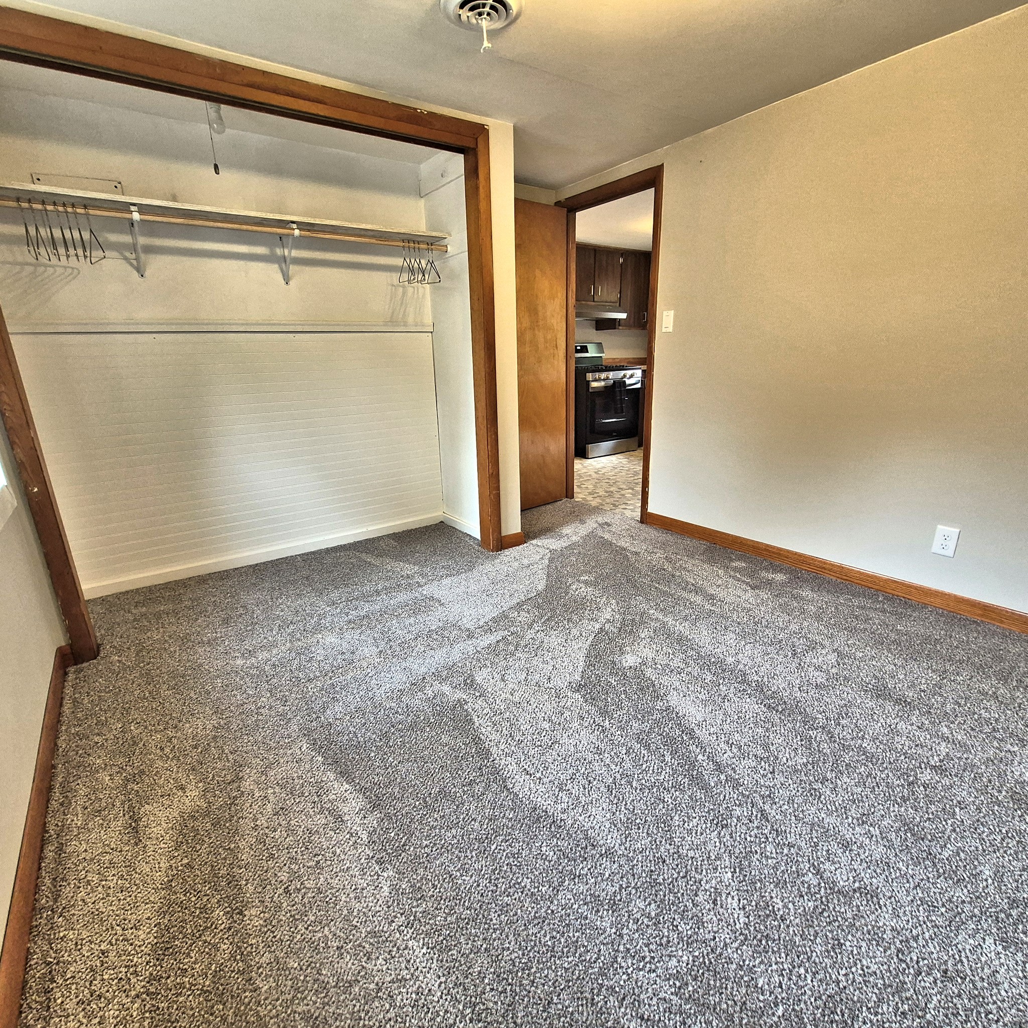11011n Airport Road Property Photo 25