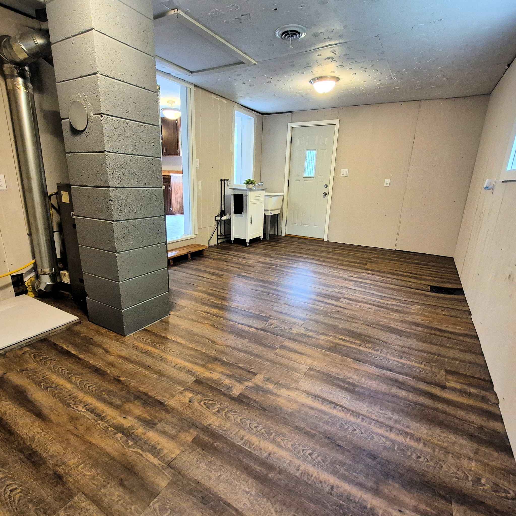 11011n Airport Road Property Photo 27