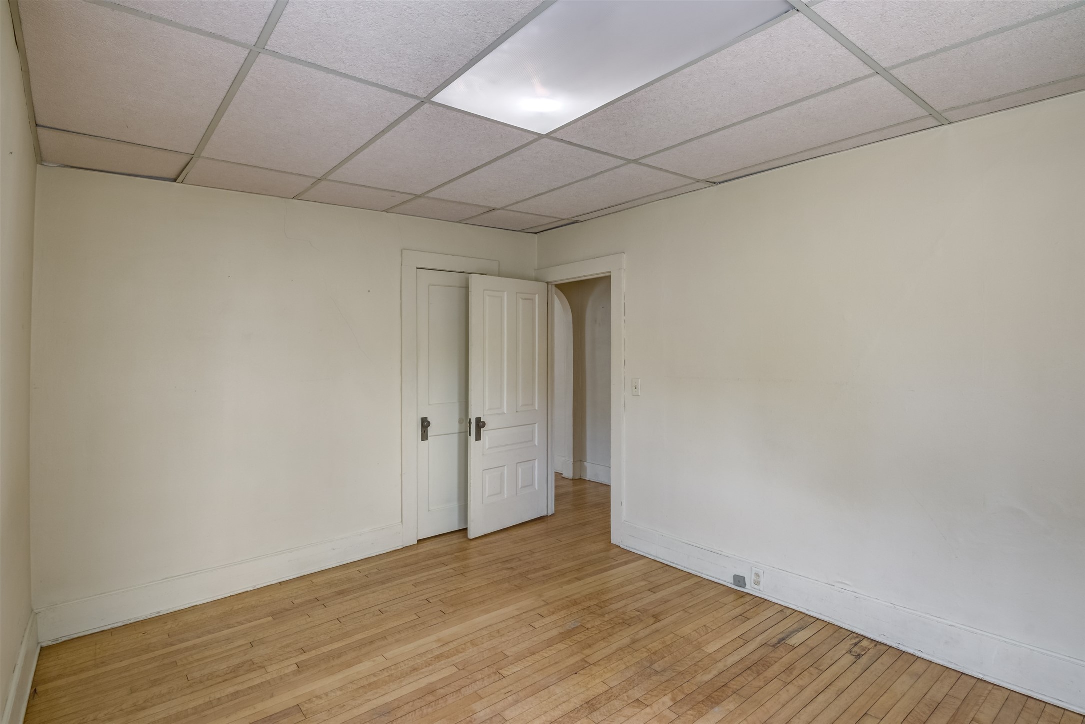 1022 E Madison Street Property Photo 13