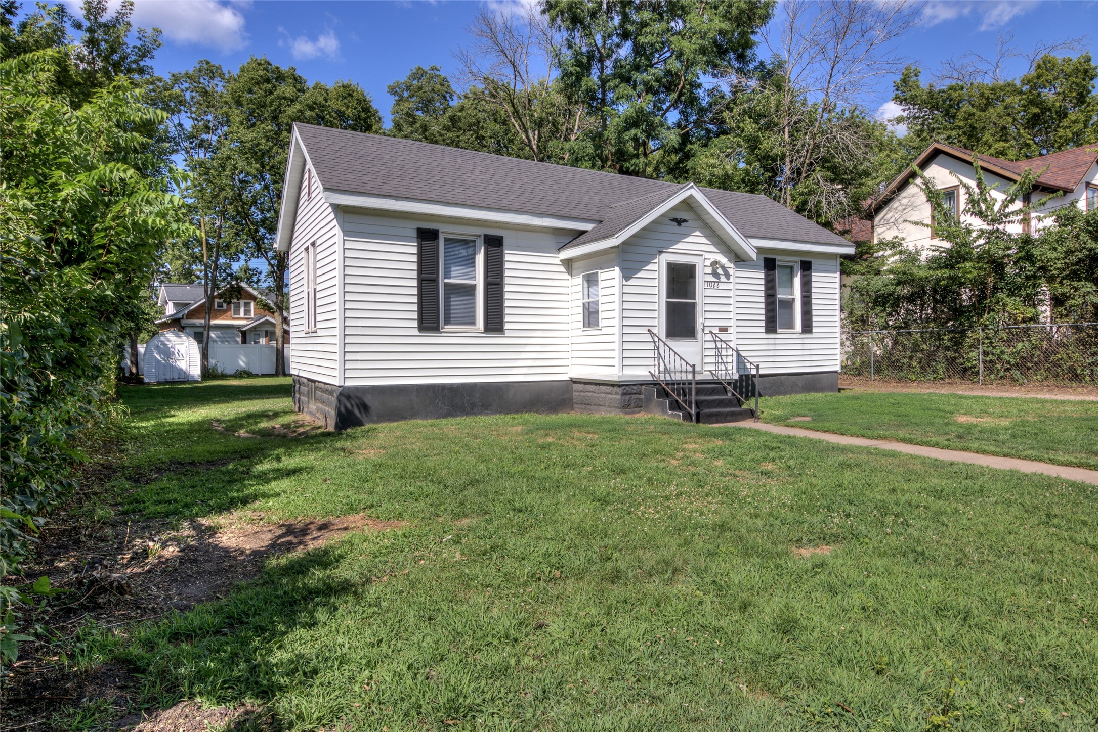 1022 E Madison Street Property Photo 24