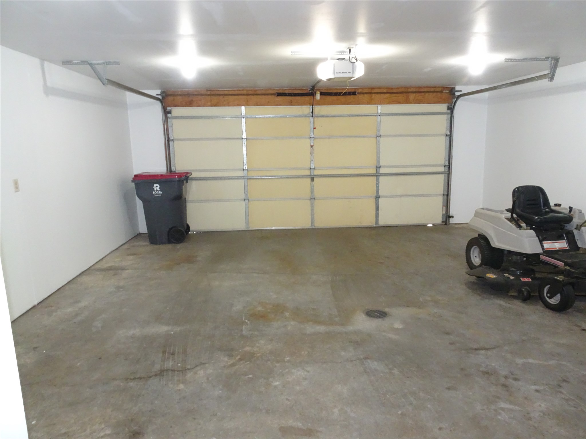 607 Washington Street Property Photo 12