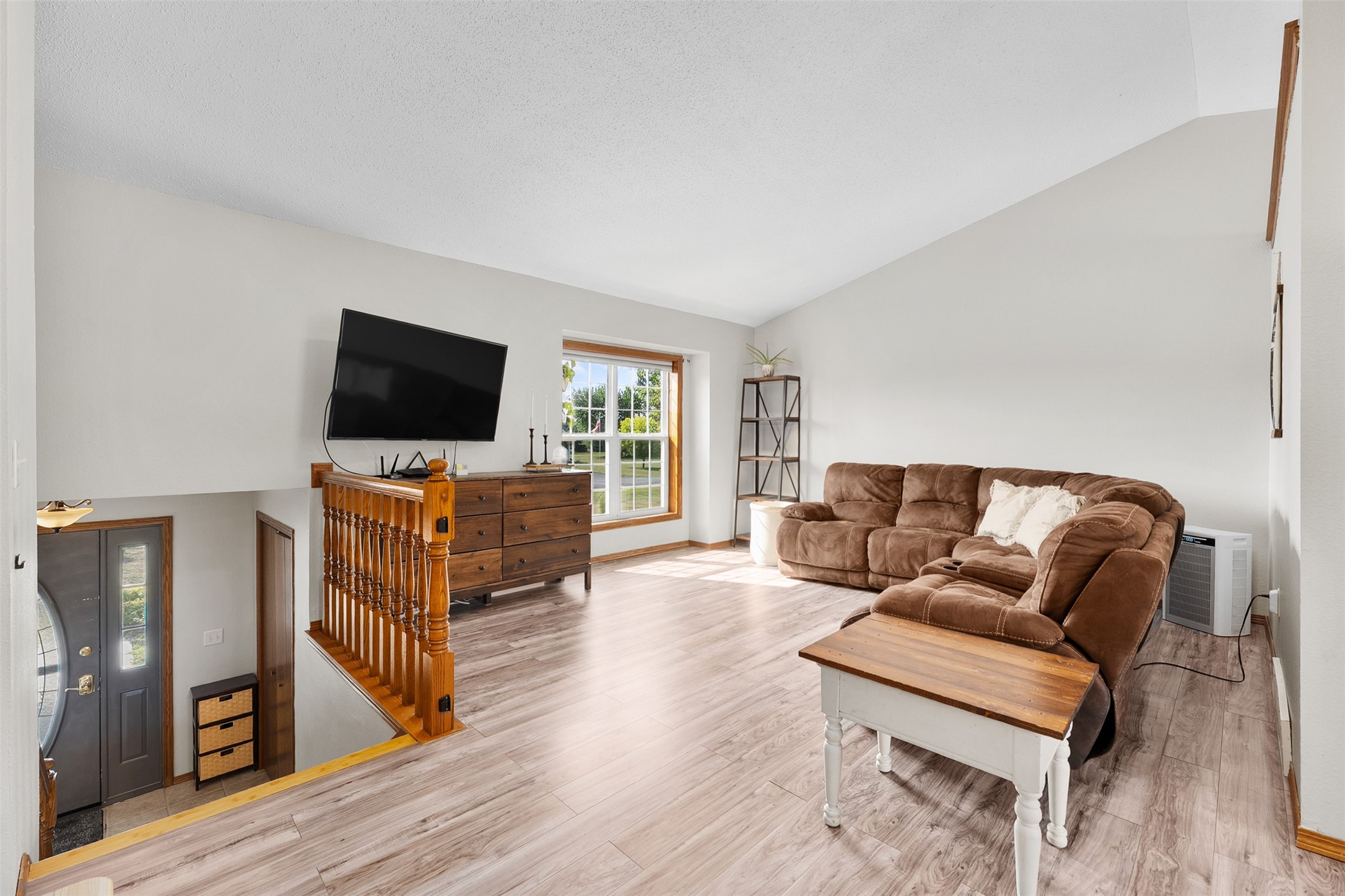 4833 147th Street Property Photo 5