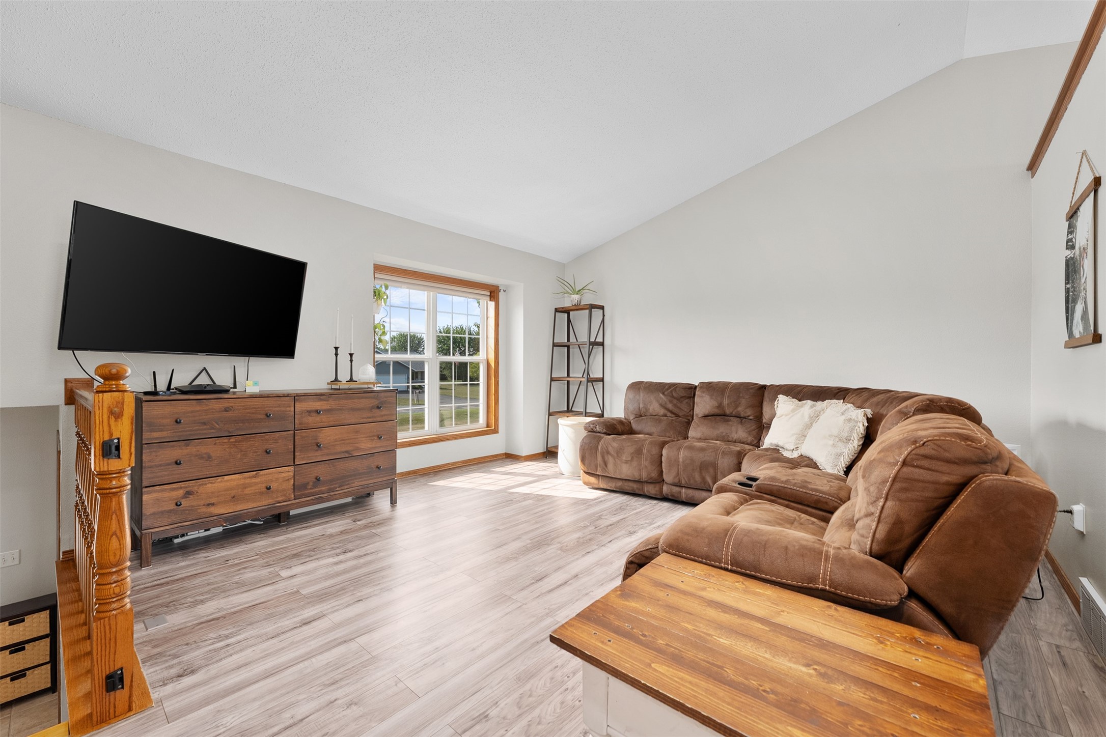 4833 147th Street Property Photo 6