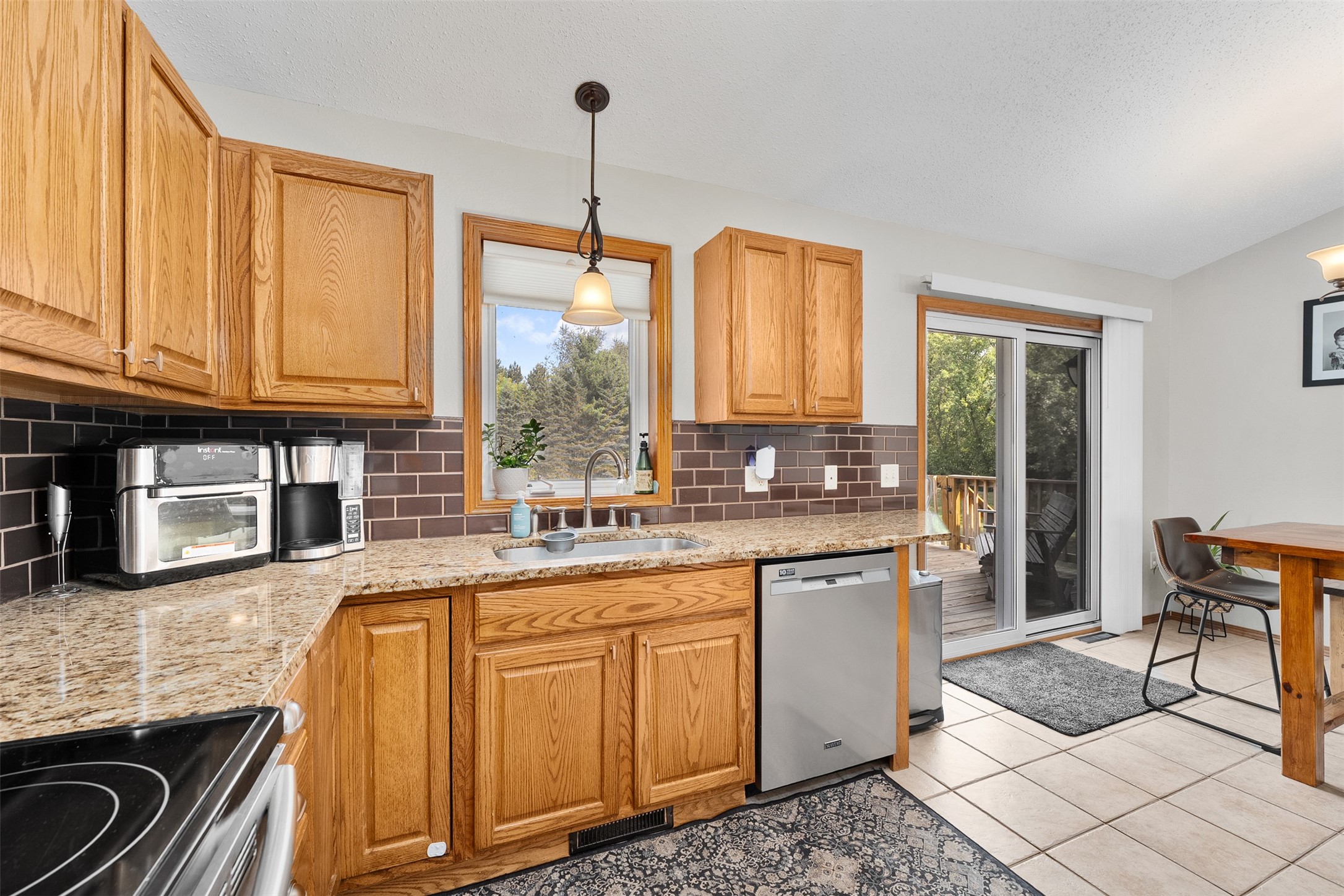 4833 147th Street Property Photo 15