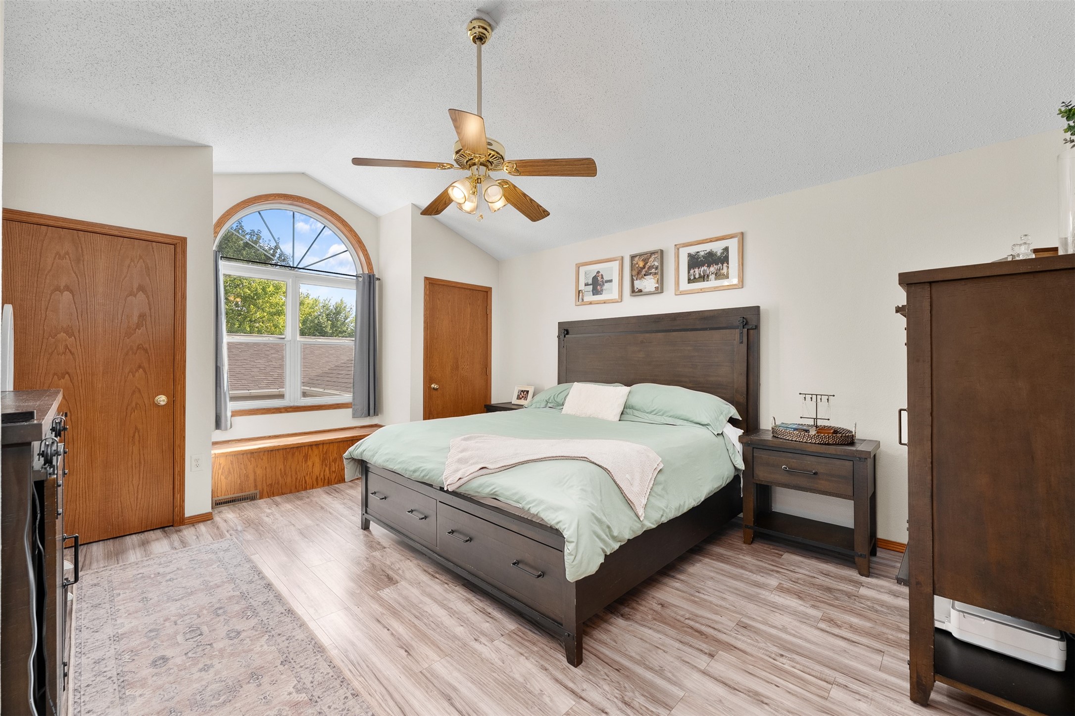 4833 147th Street Property Photo 17