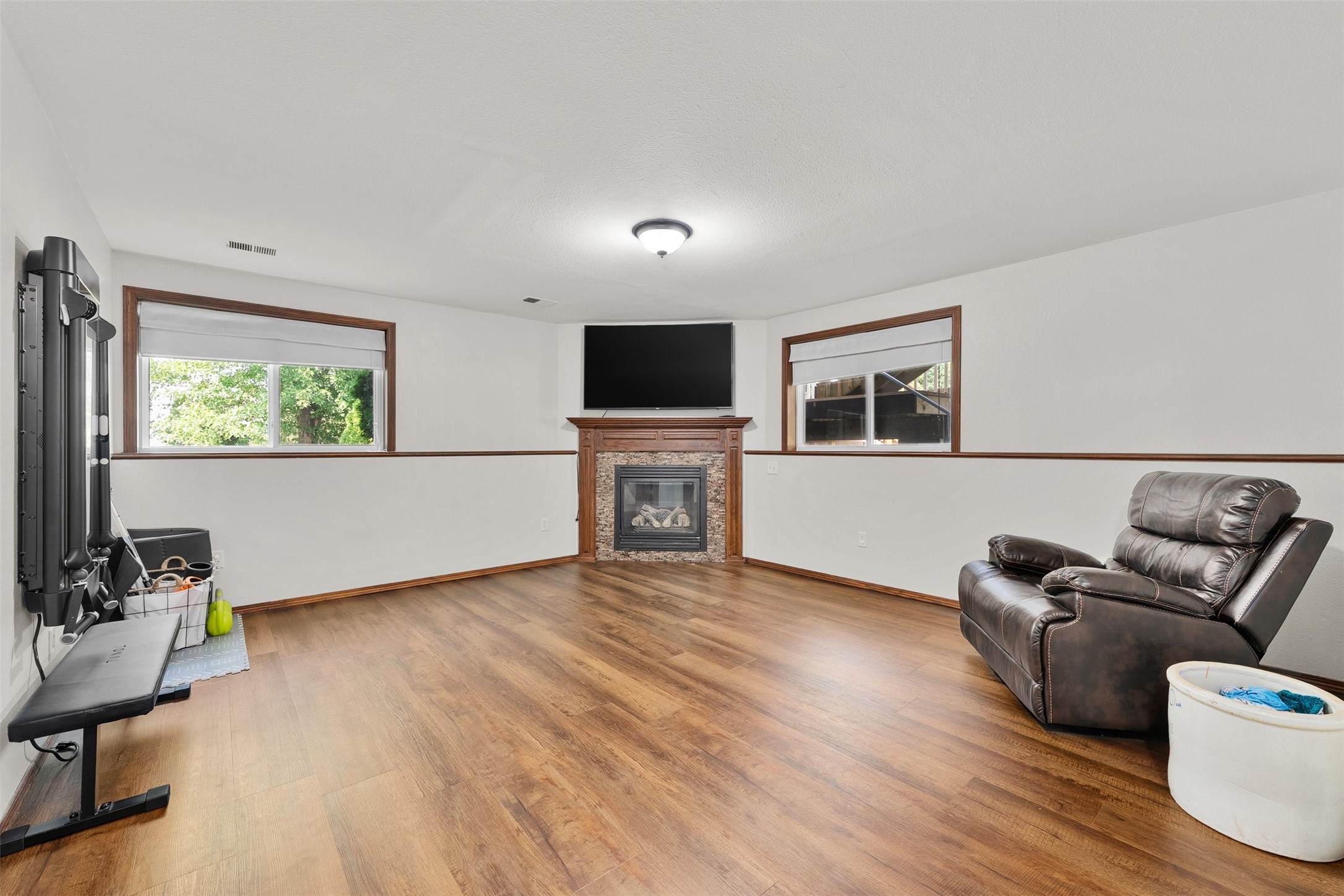 4833 147th Street Property Photo 24