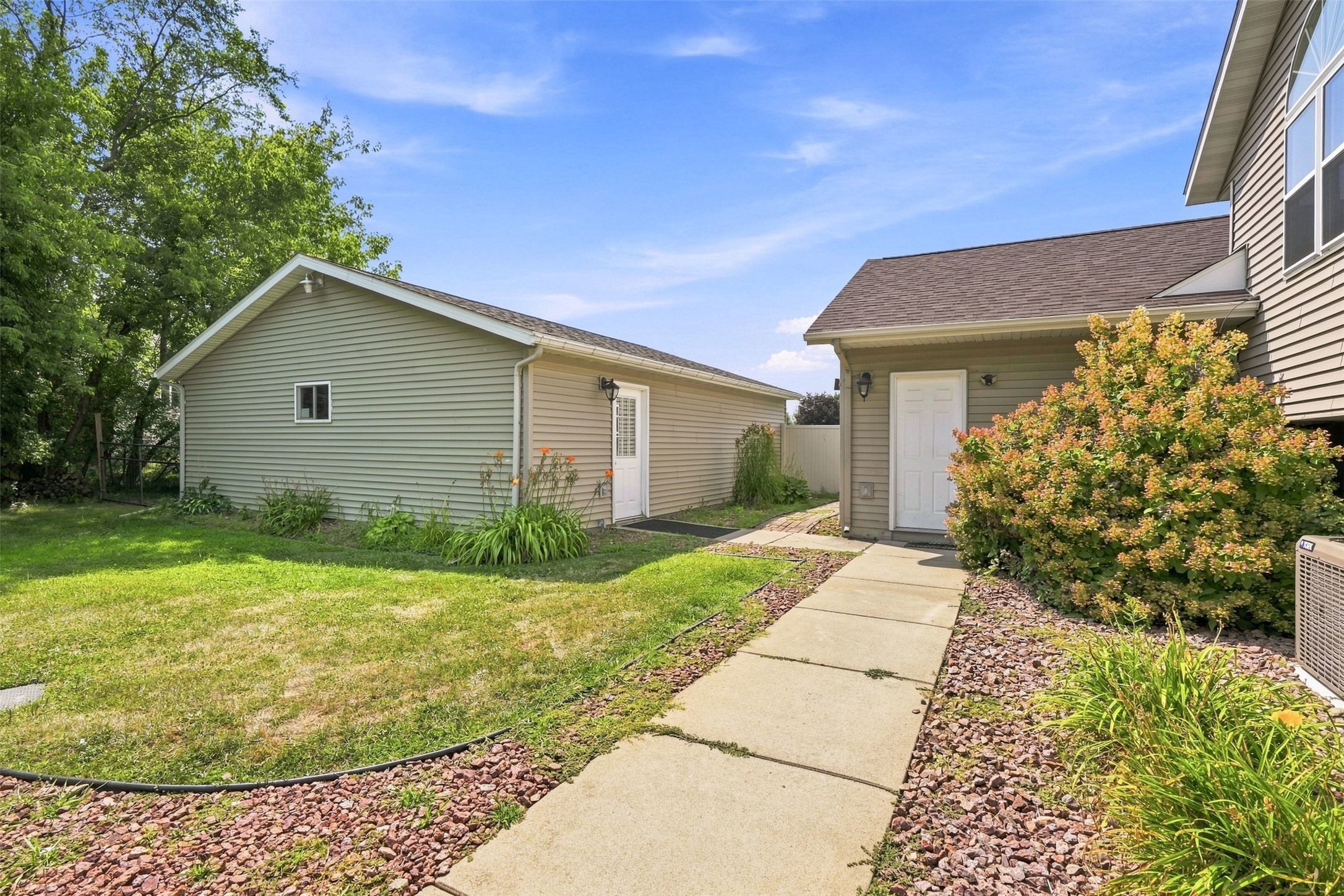 4833 147th Street Property Photo 47