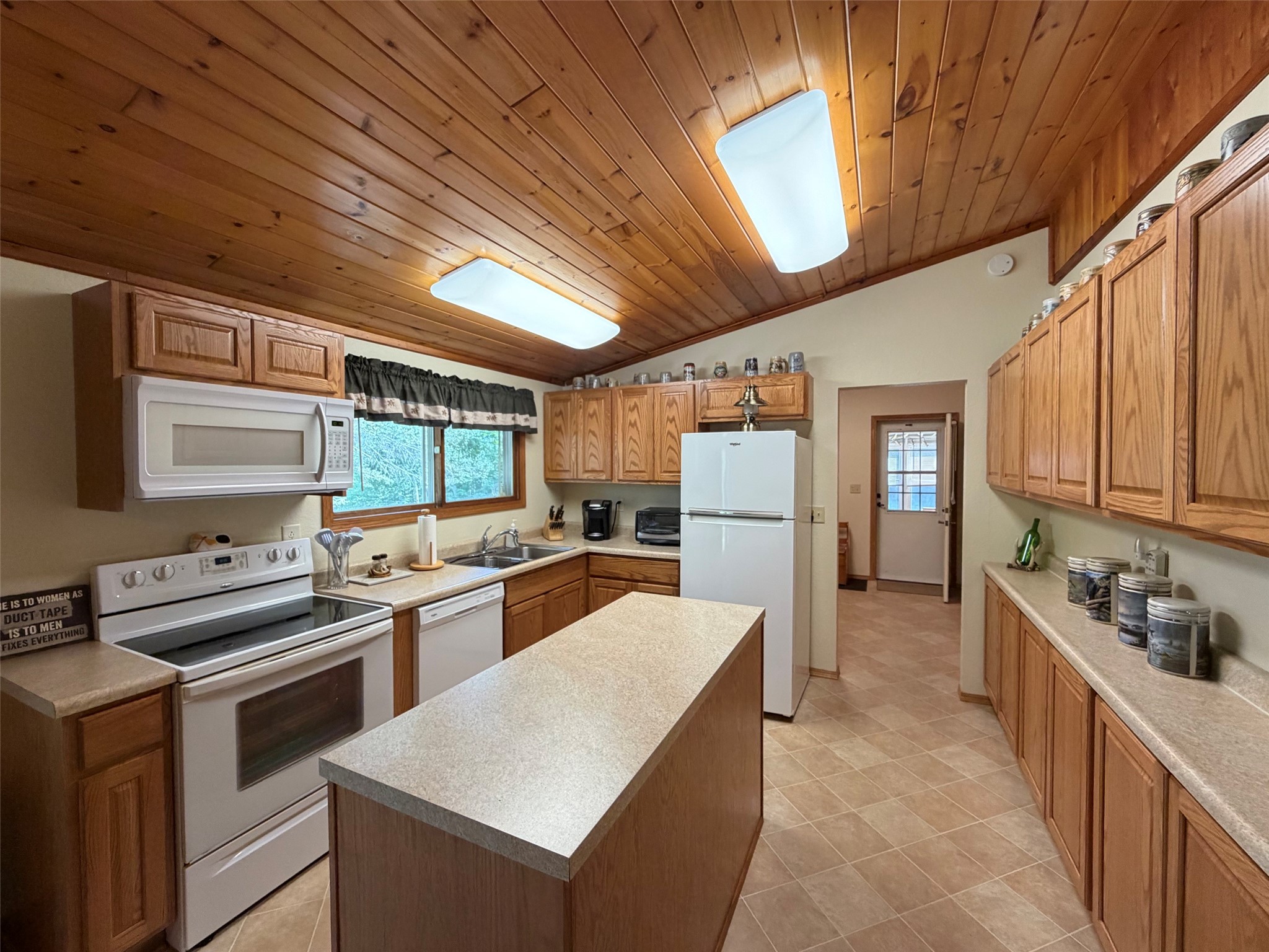 8903 E County Road Y Property Photo 32