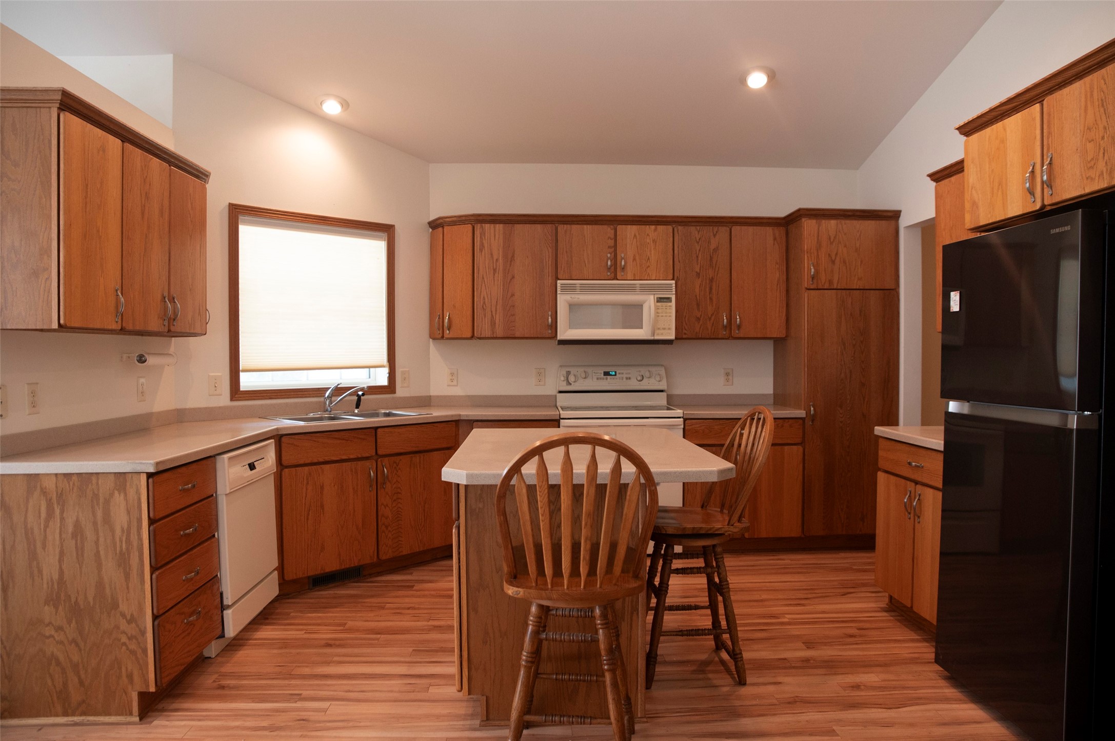 4433 E Hamilton Avenue 23 Property Photo 6