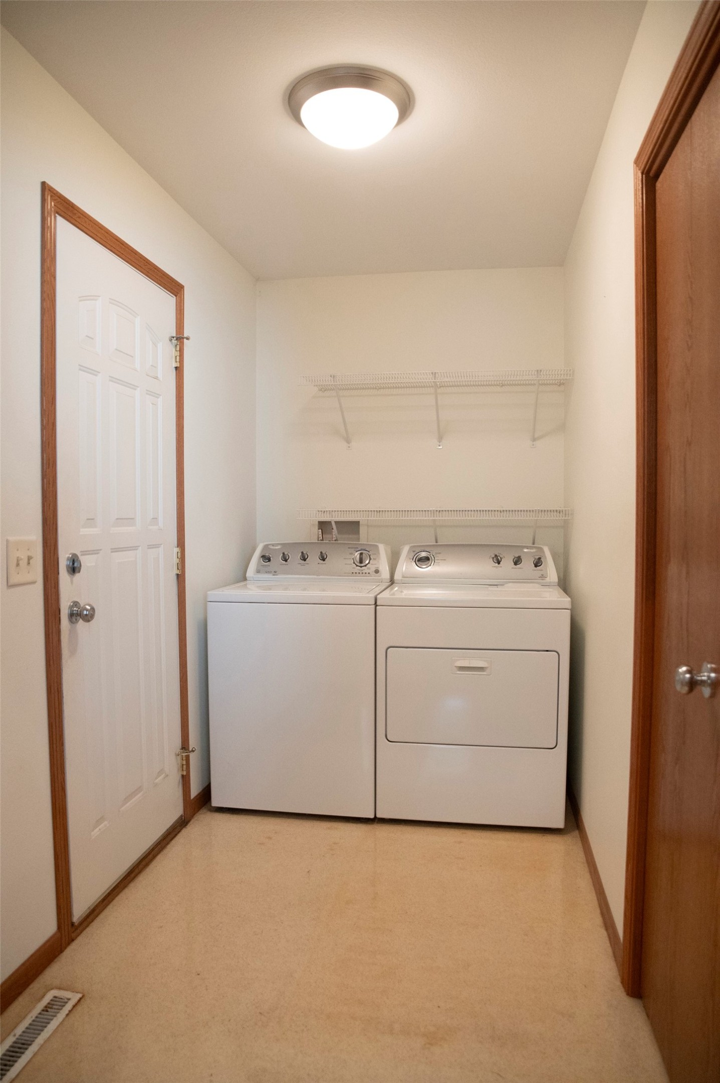 4433 E Hamilton Avenue 23 Property Photo 19