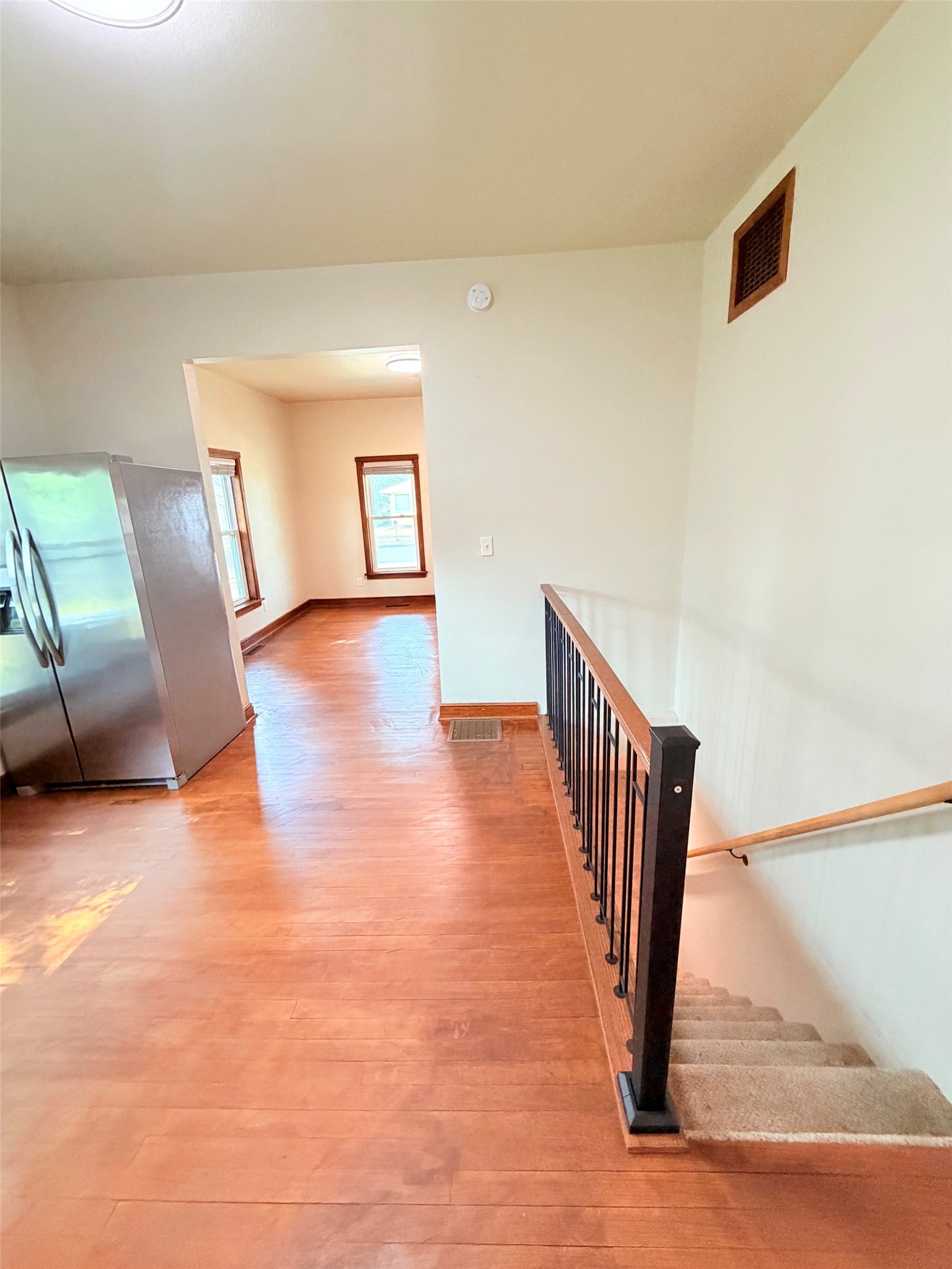213 S State Street Property Photo 10