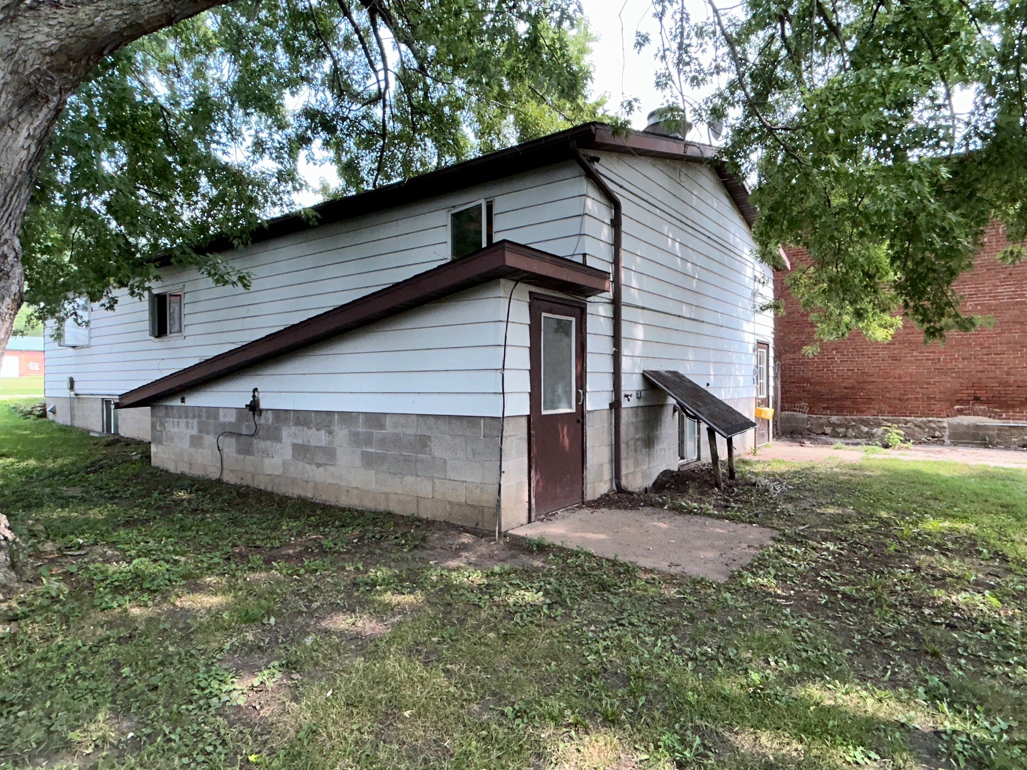 105 N Main Street Property Photo 3