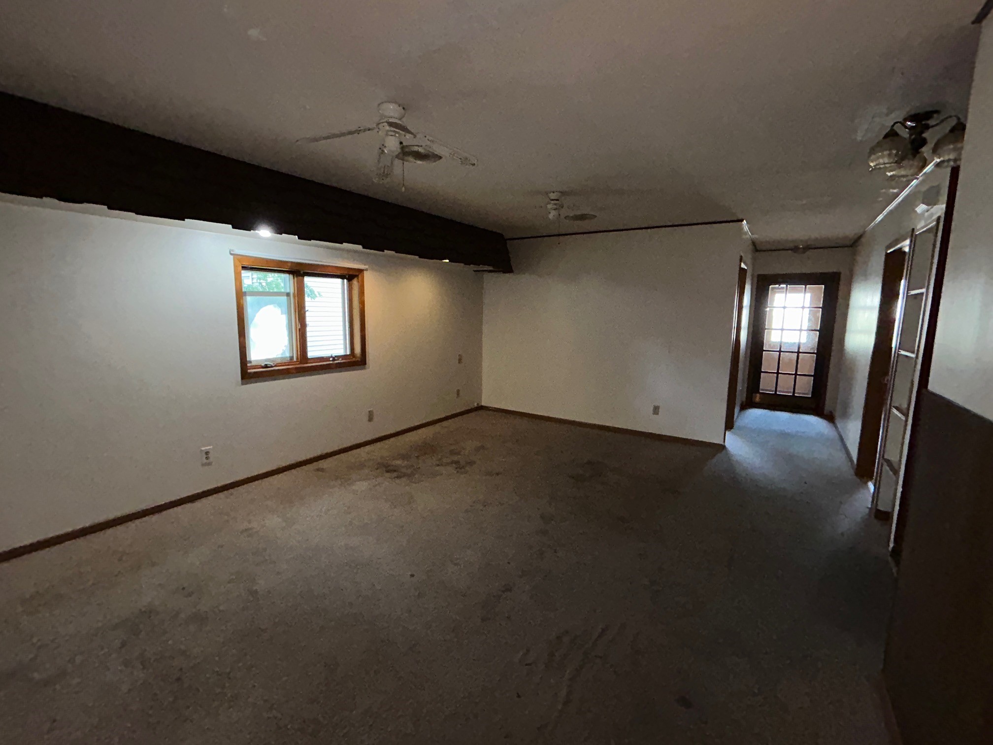 105 N Main Street Property Photo 9