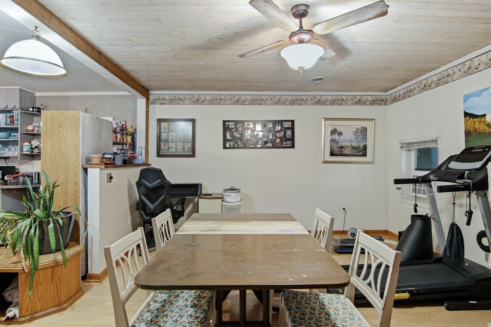 4500 E Hamilton Avenue Property Photo 10