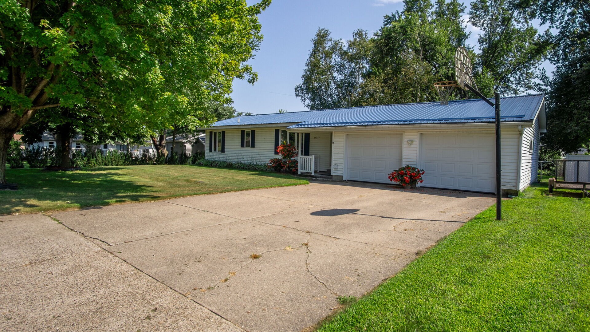 26231 W 1st Avenue Property Photo 48