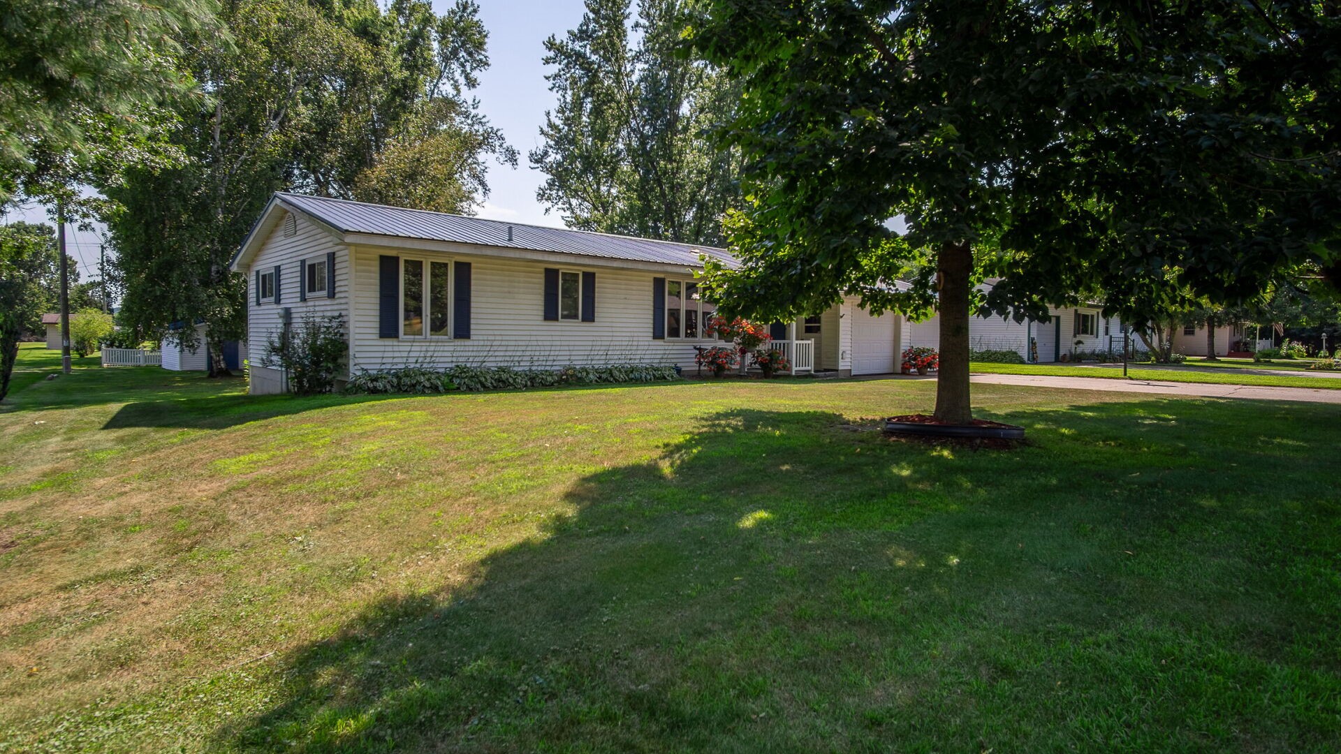 26231 W 1st Avenue Property Photo 49