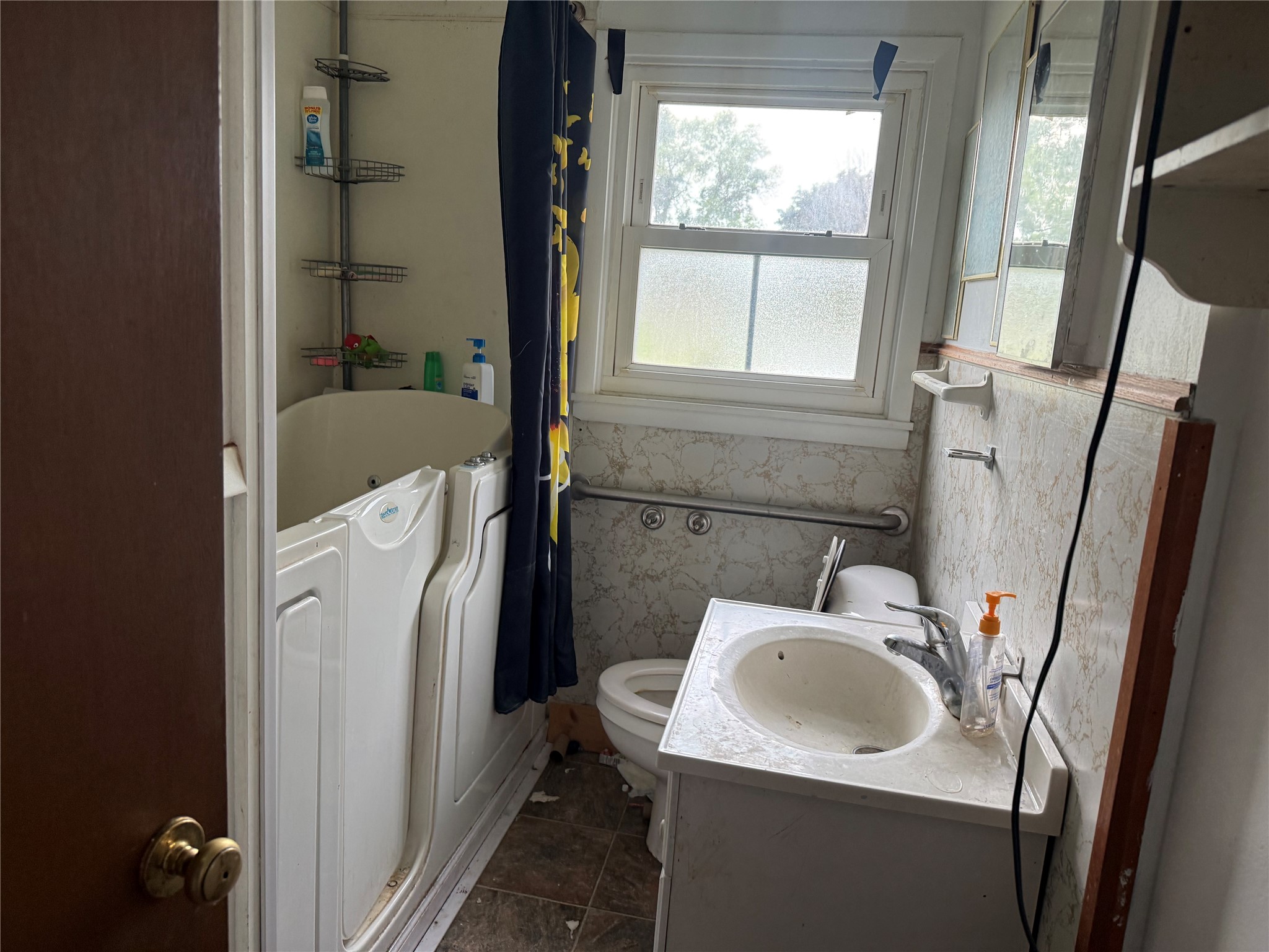 625 Dickey Avenue S Property Photo 5
