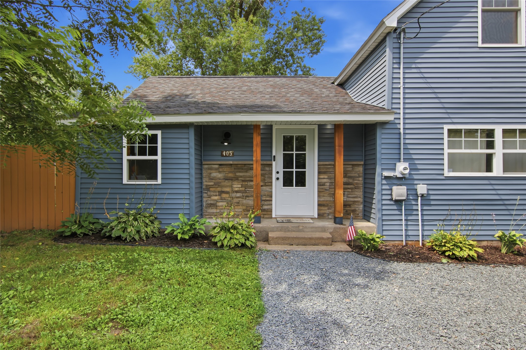 405 2nd Avenue W Property Photo 6