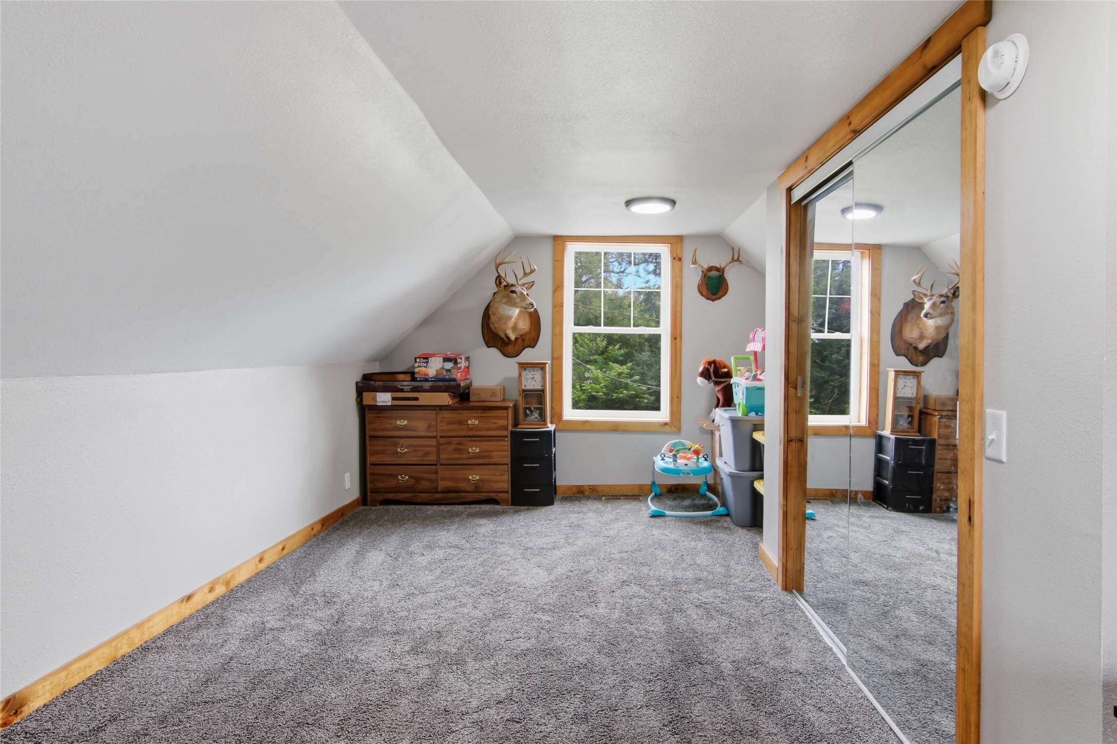 405 2nd Avenue W Property Photo 18