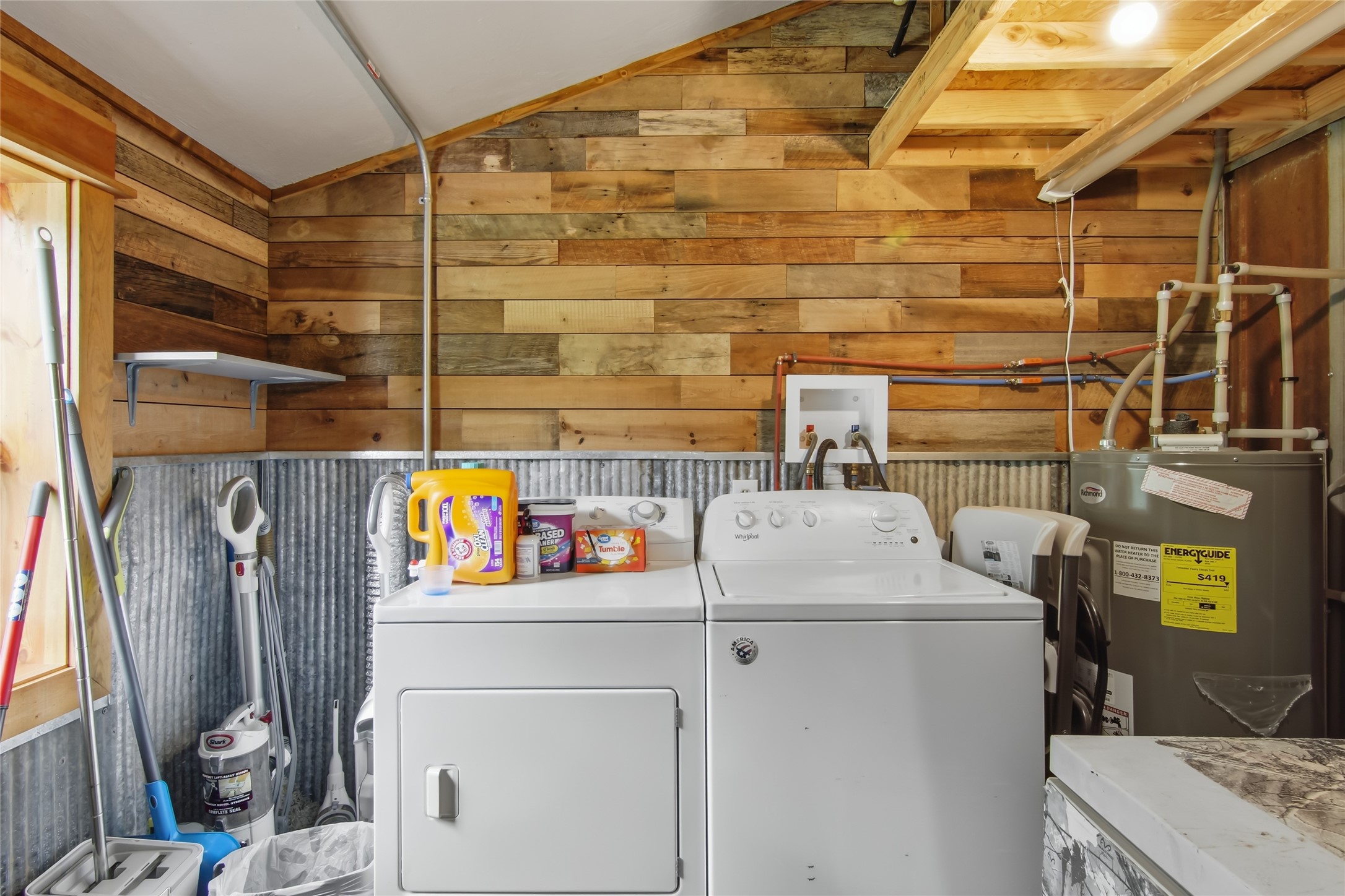405 2nd Avenue W Property Photo 19