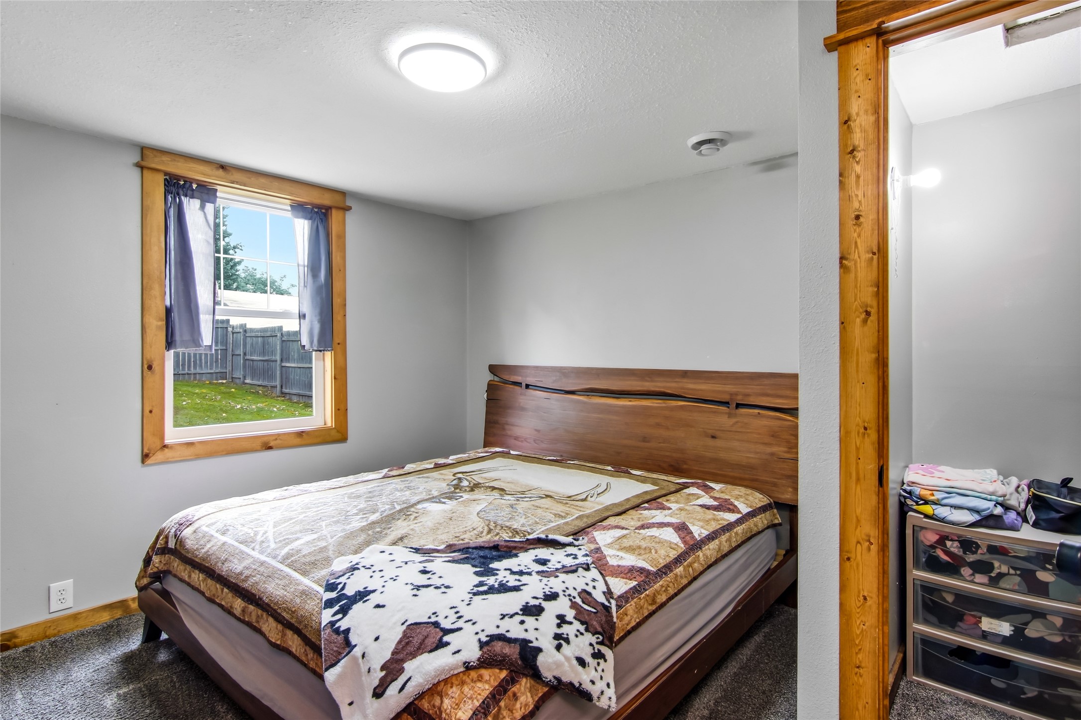 405 2nd Avenue W Property Photo 34