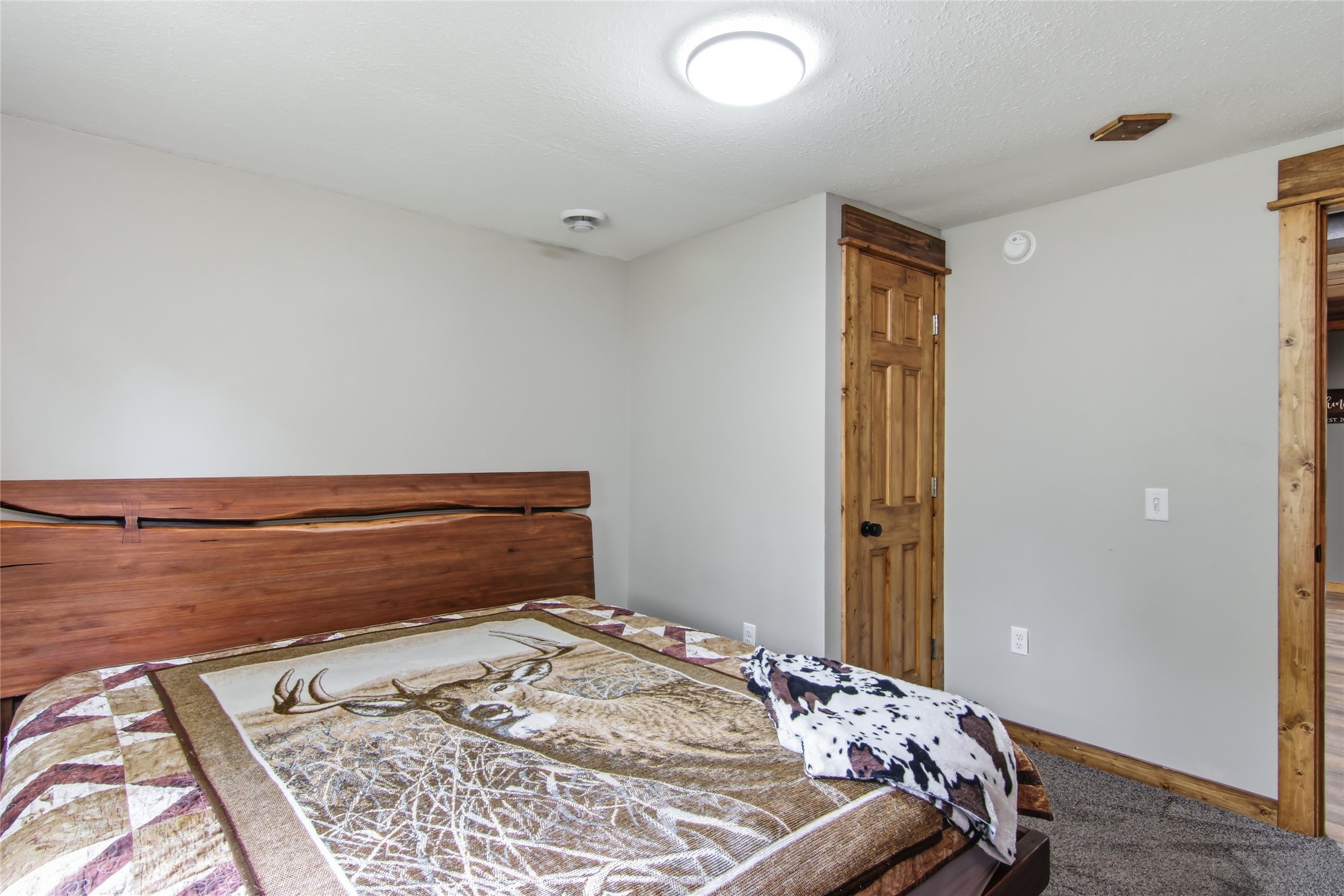 405 2nd Avenue W Property Photo 35
