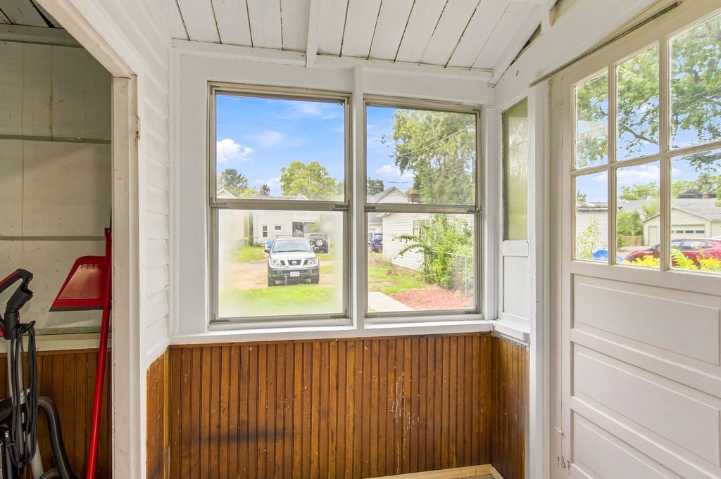 516 Cochrane St 1&2 Property Photo 16