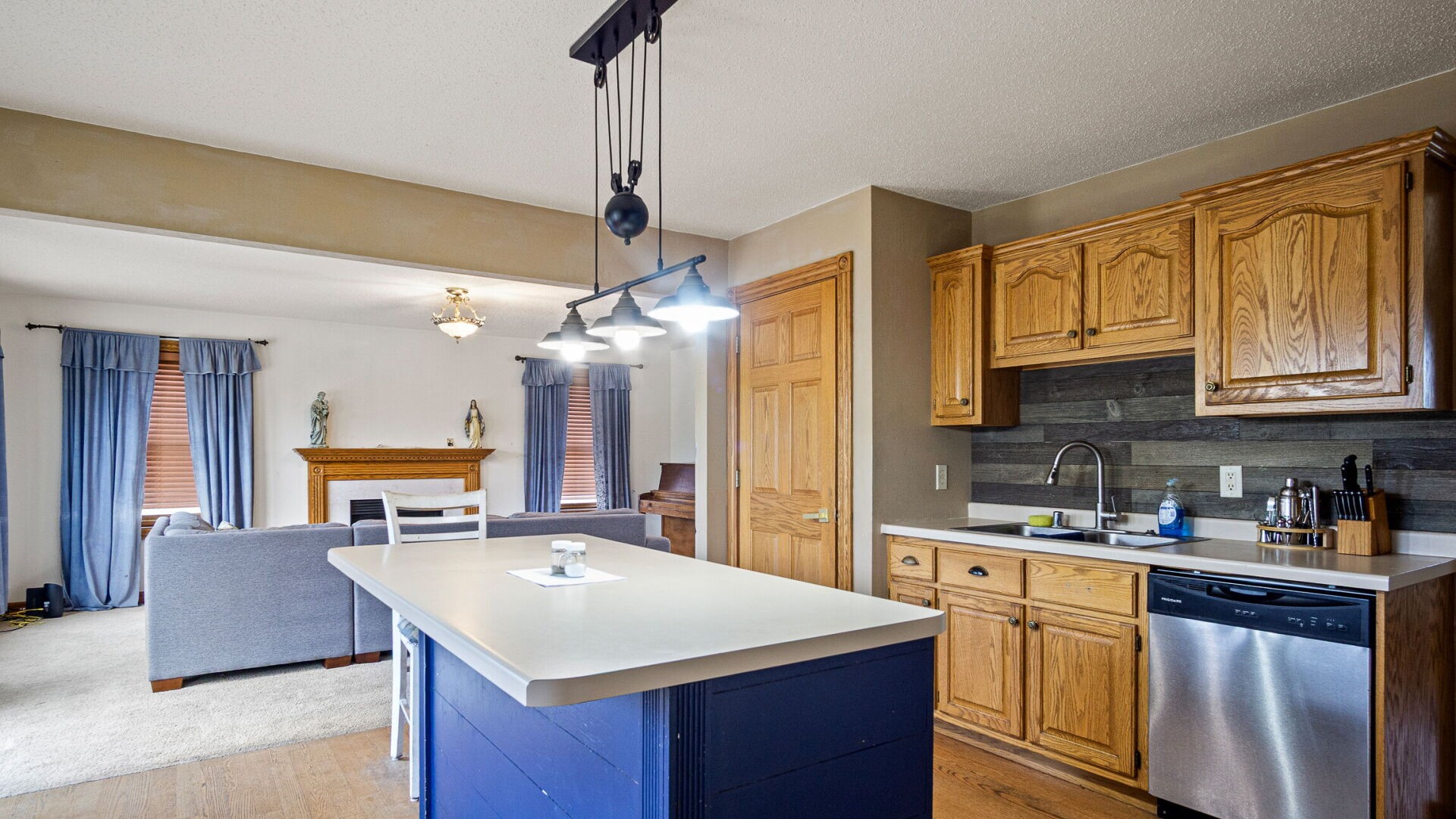 18046 50th Avenue Property Photo 20