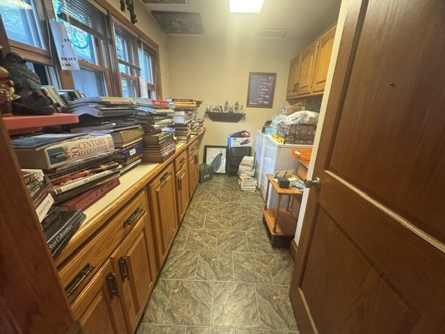 722 Superior Street Property Photo 3