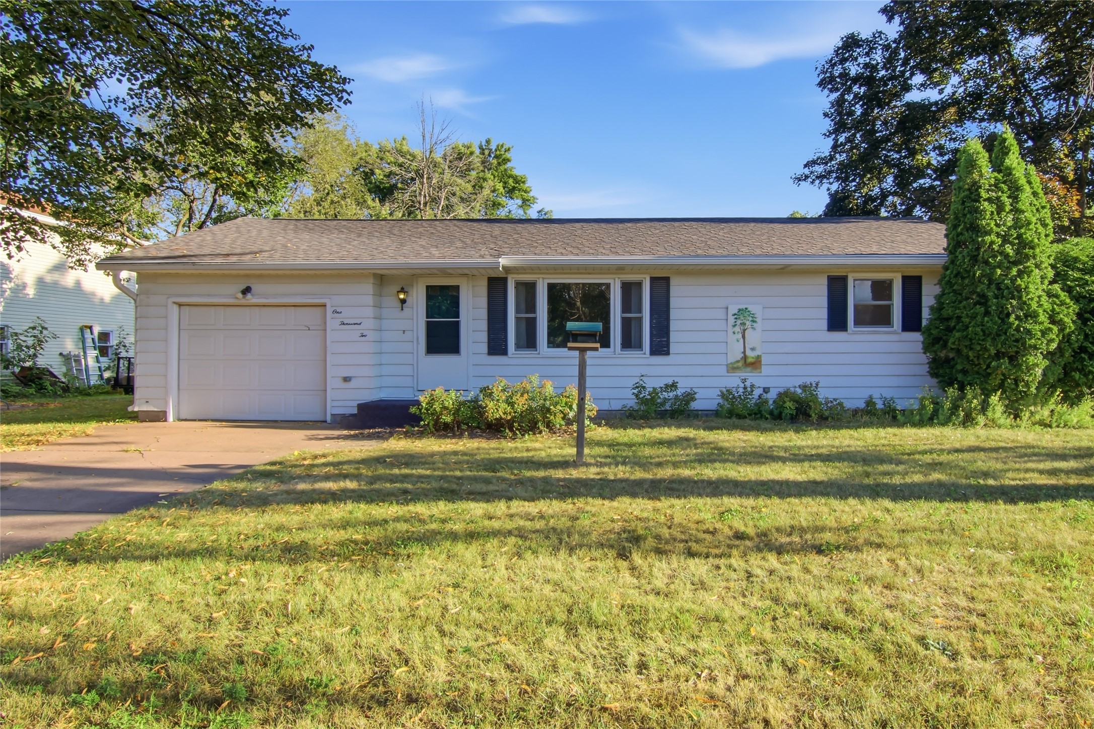 1002 W Spruce Street Property Photo 1