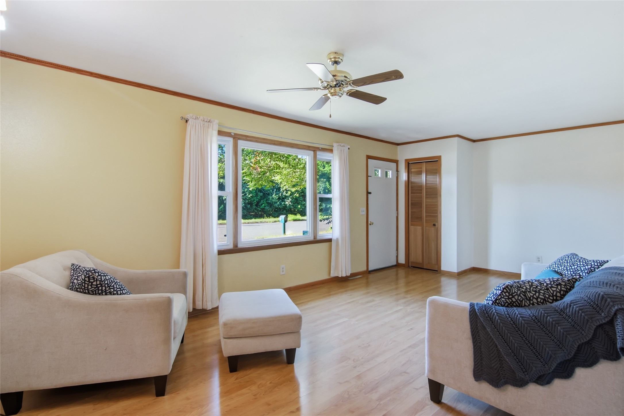 1002 W Spruce Street Property Photo 3