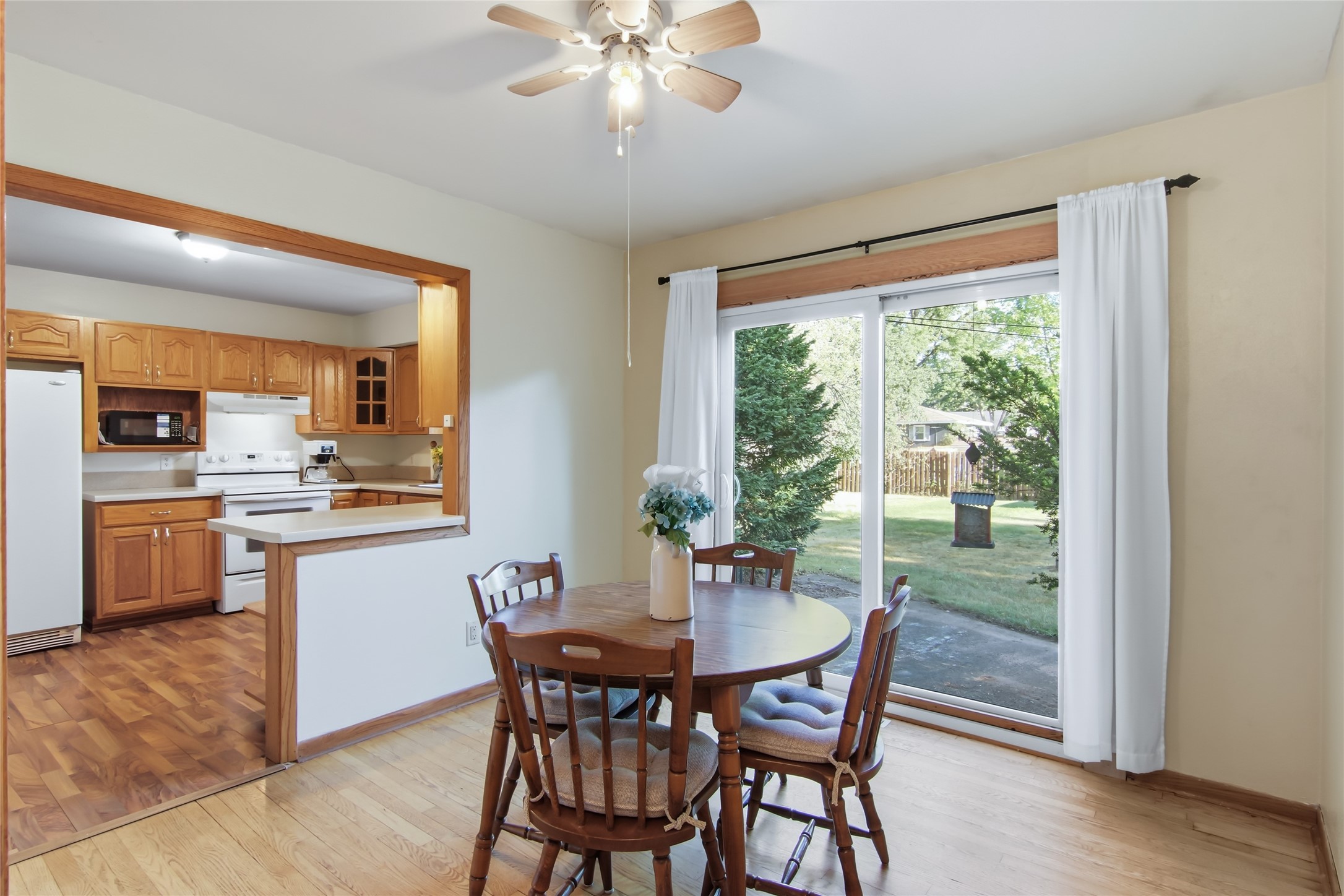 1002 W Spruce Street Property Photo 8