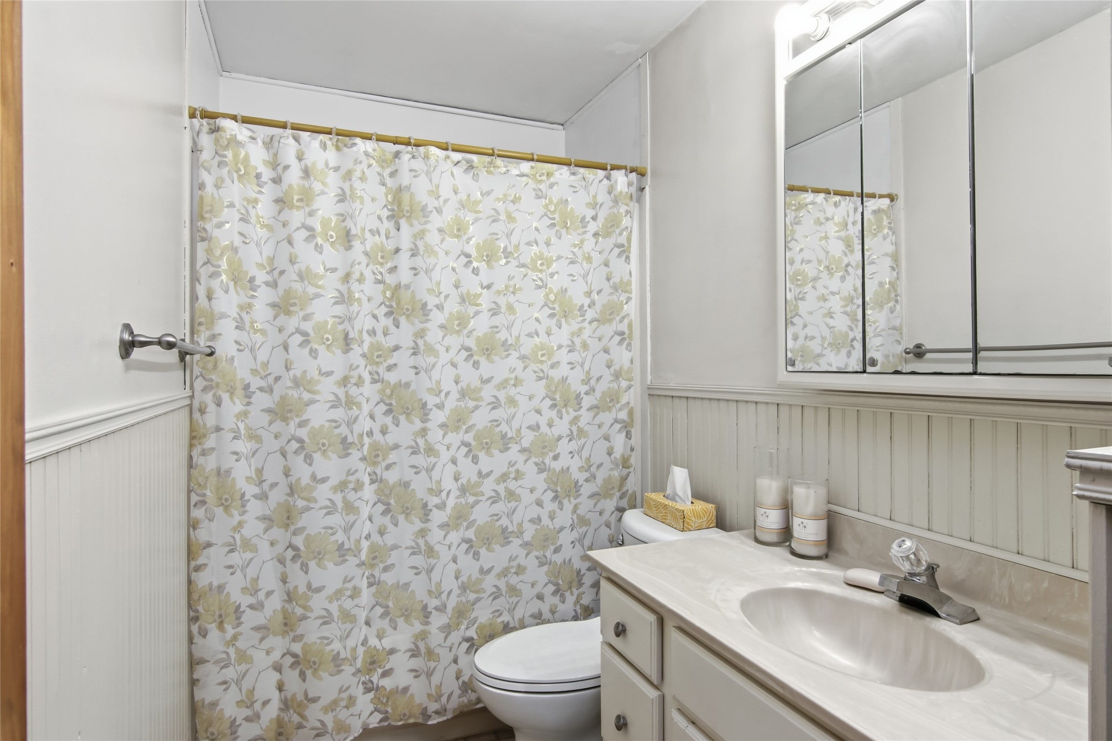1002 W Spruce Street Property Photo 16