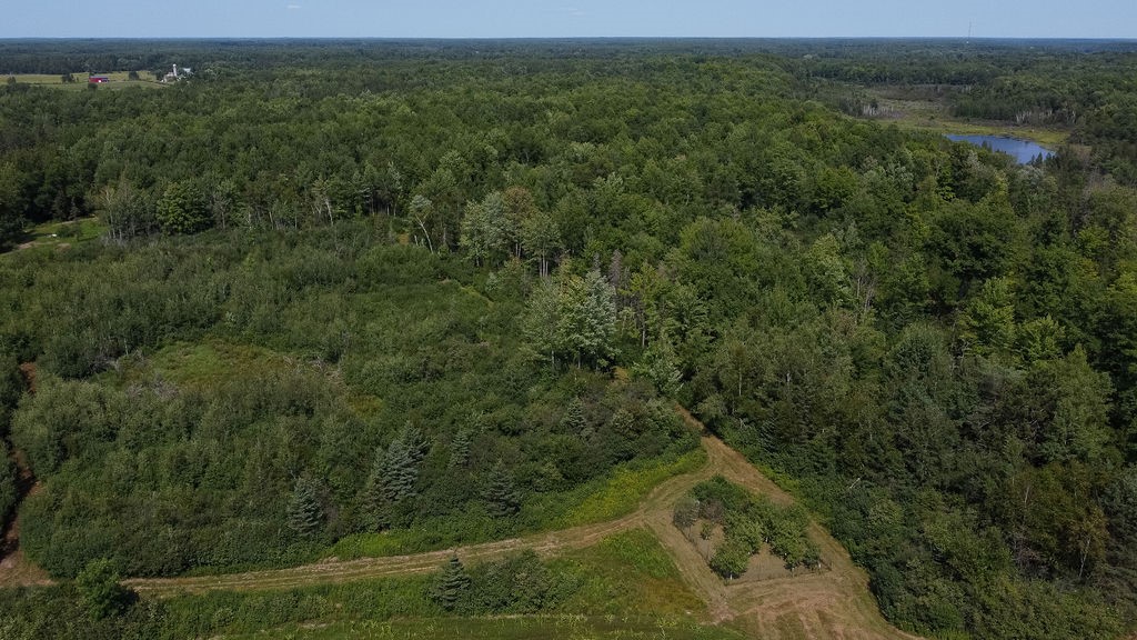 W8946 Us Hwy 8 Property Photo 21