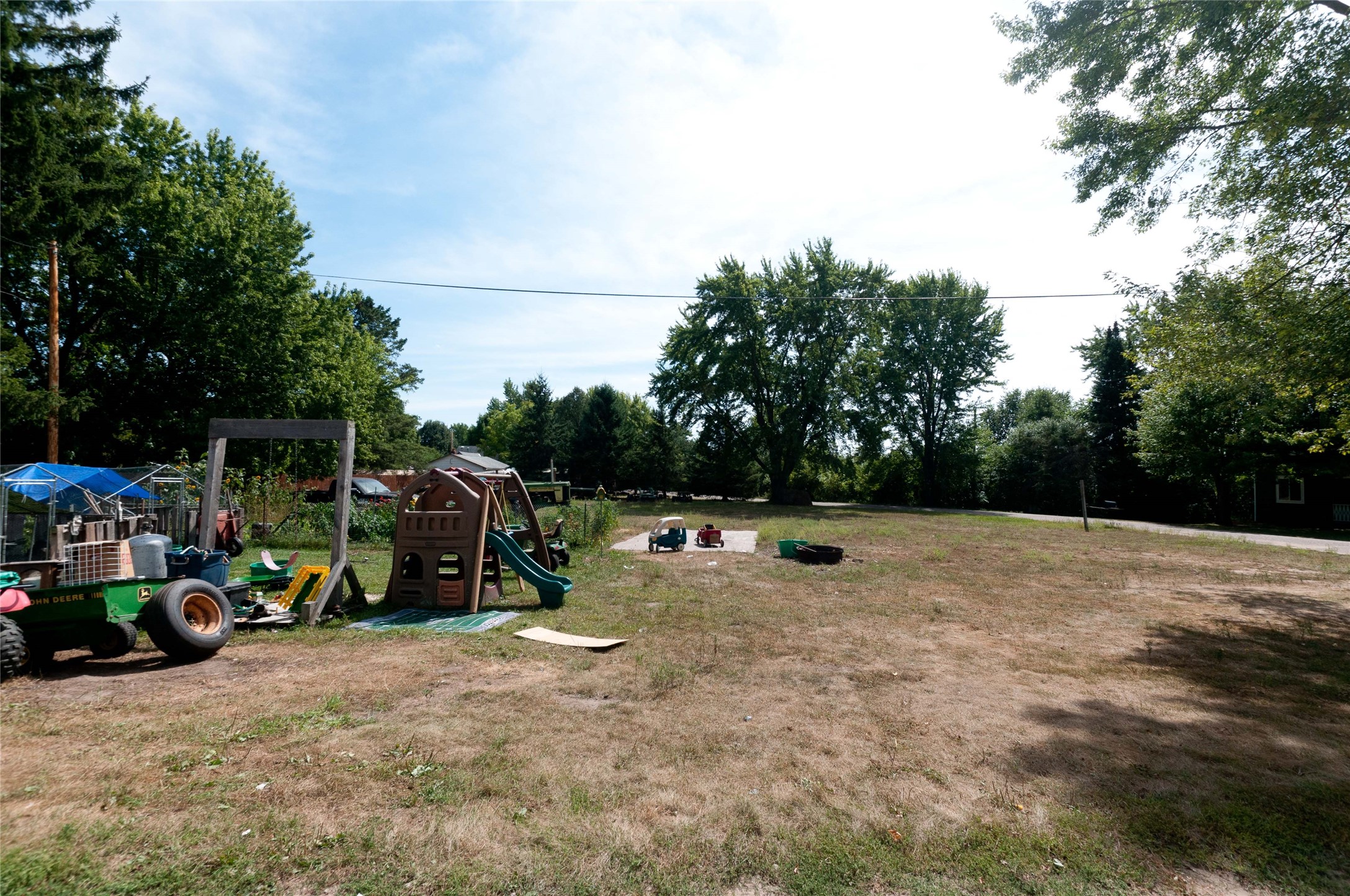 120 Hampton Avenue S Property Photo 13