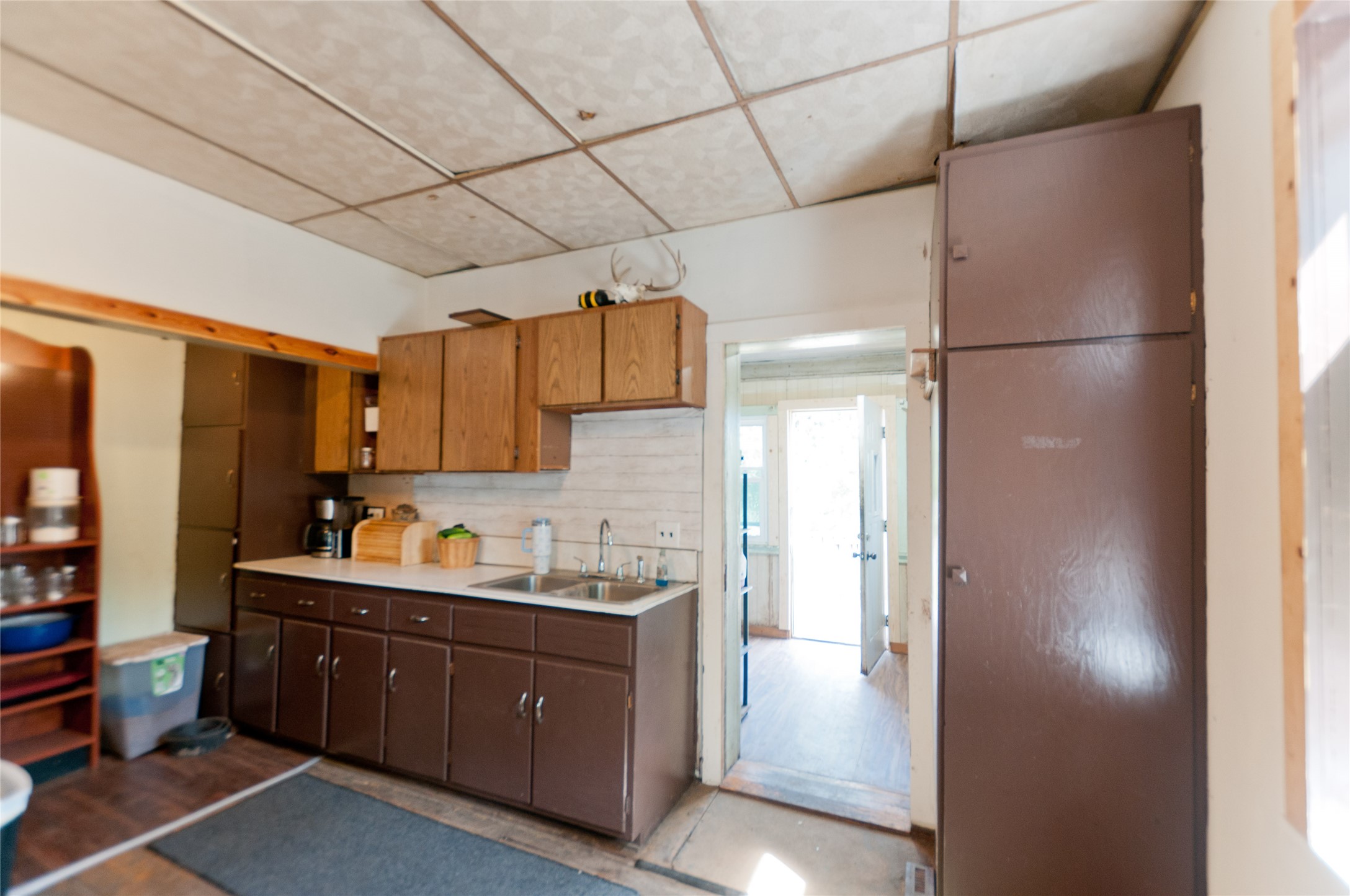 120 Hampton Avenue S Property Photo 18