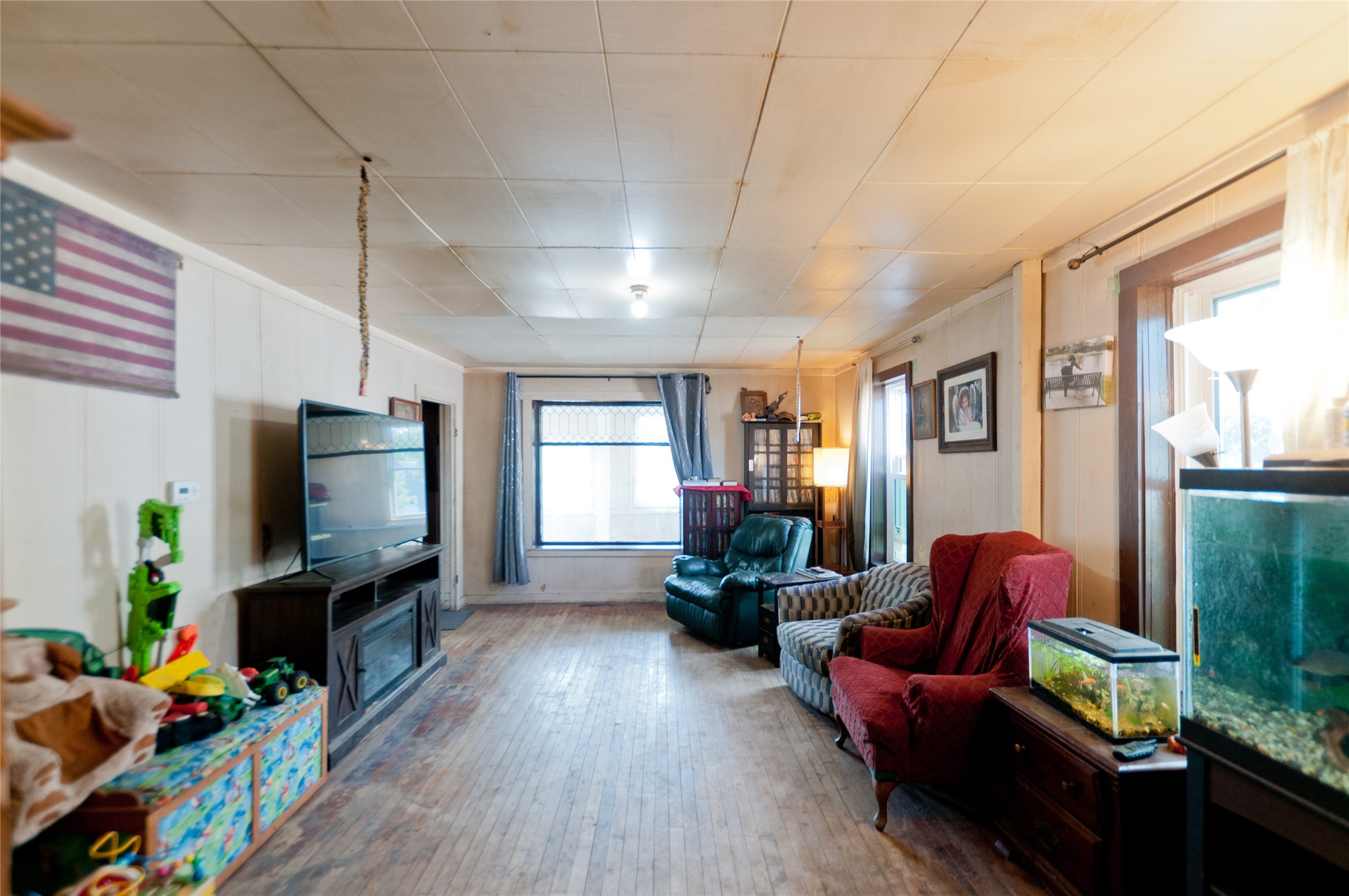 120 Hampton Avenue S Property Photo 25