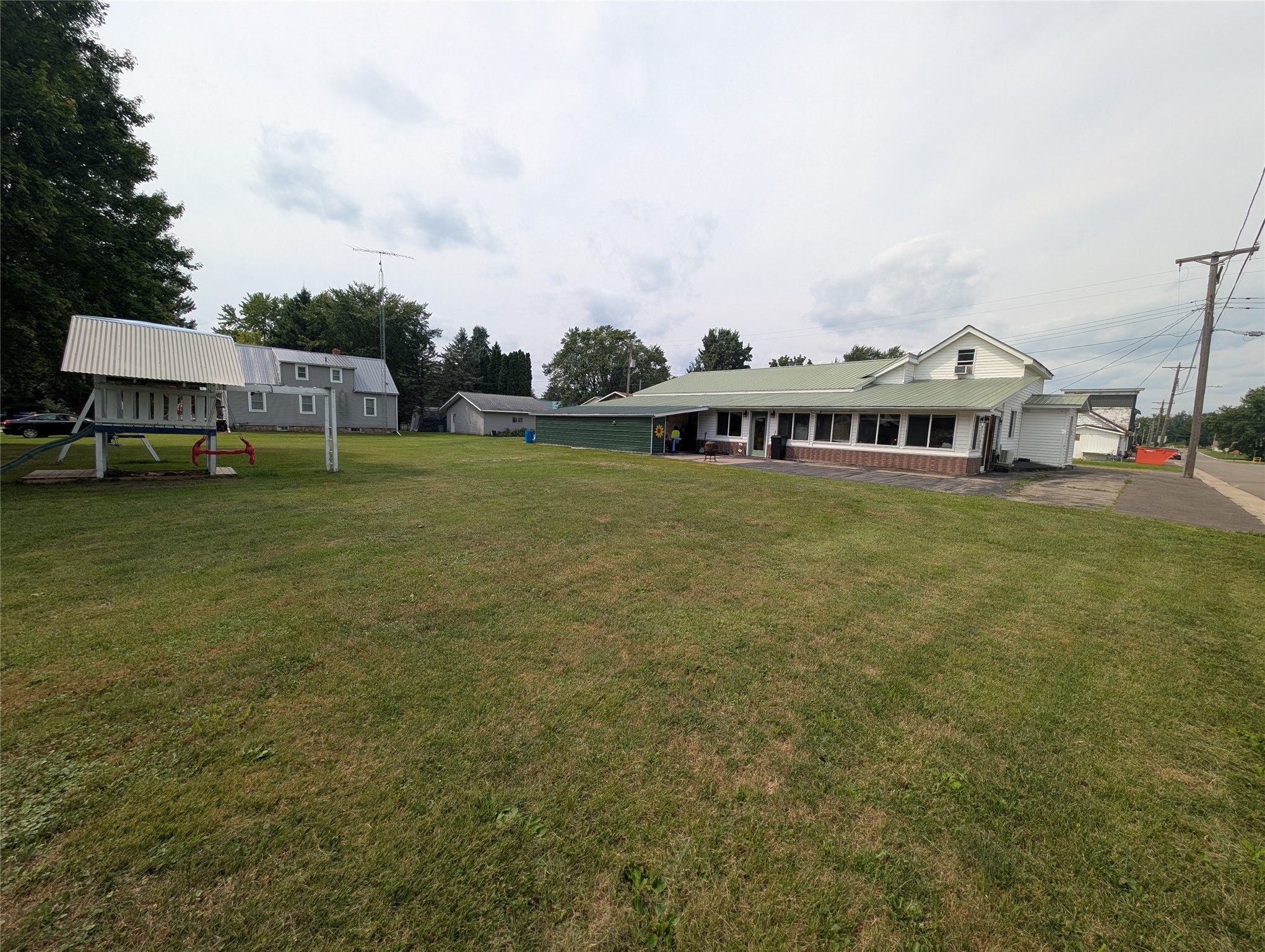 119 S Spruce Street Property Photo 5