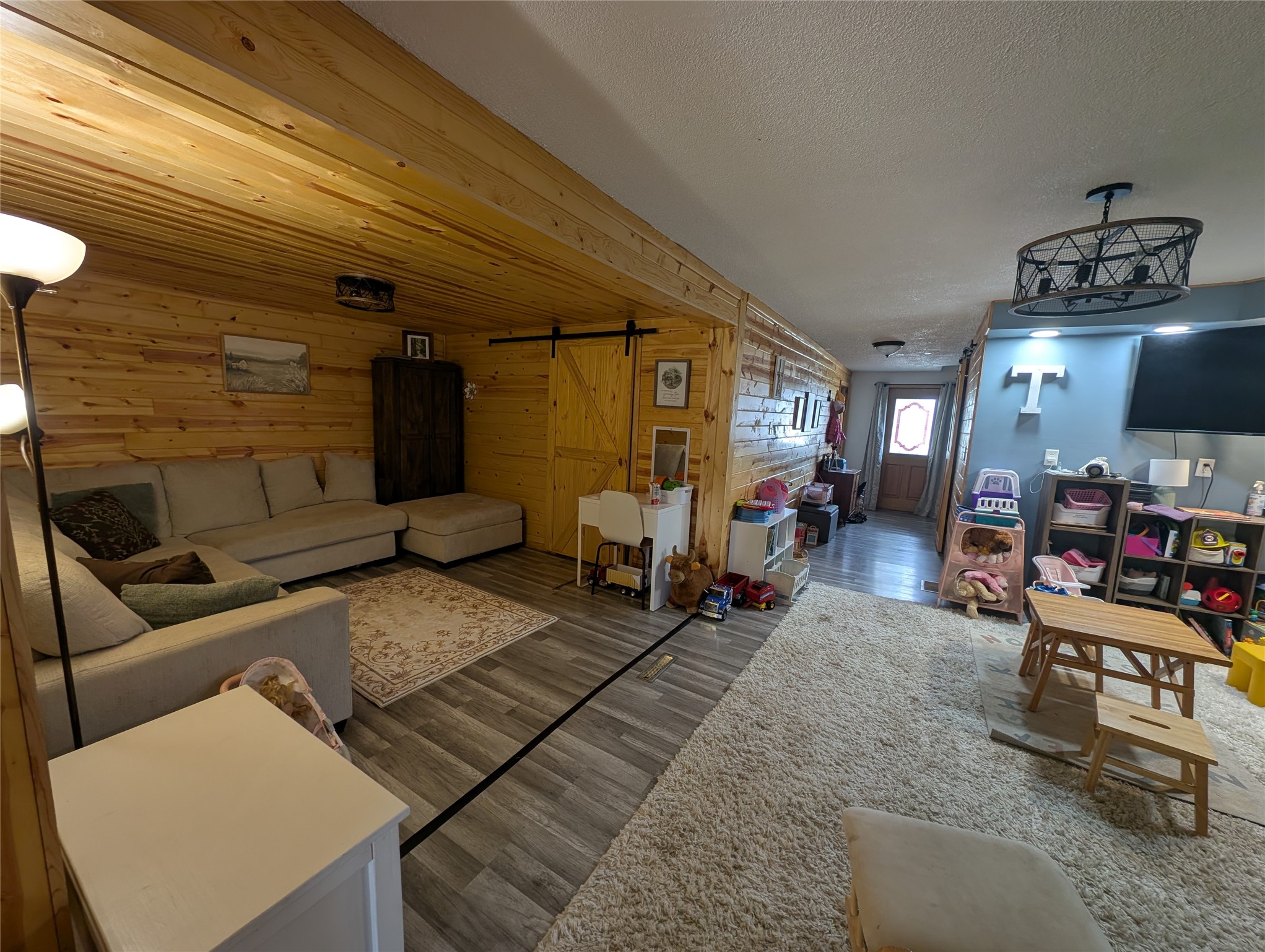 119 S Spruce Street Property Photo 8