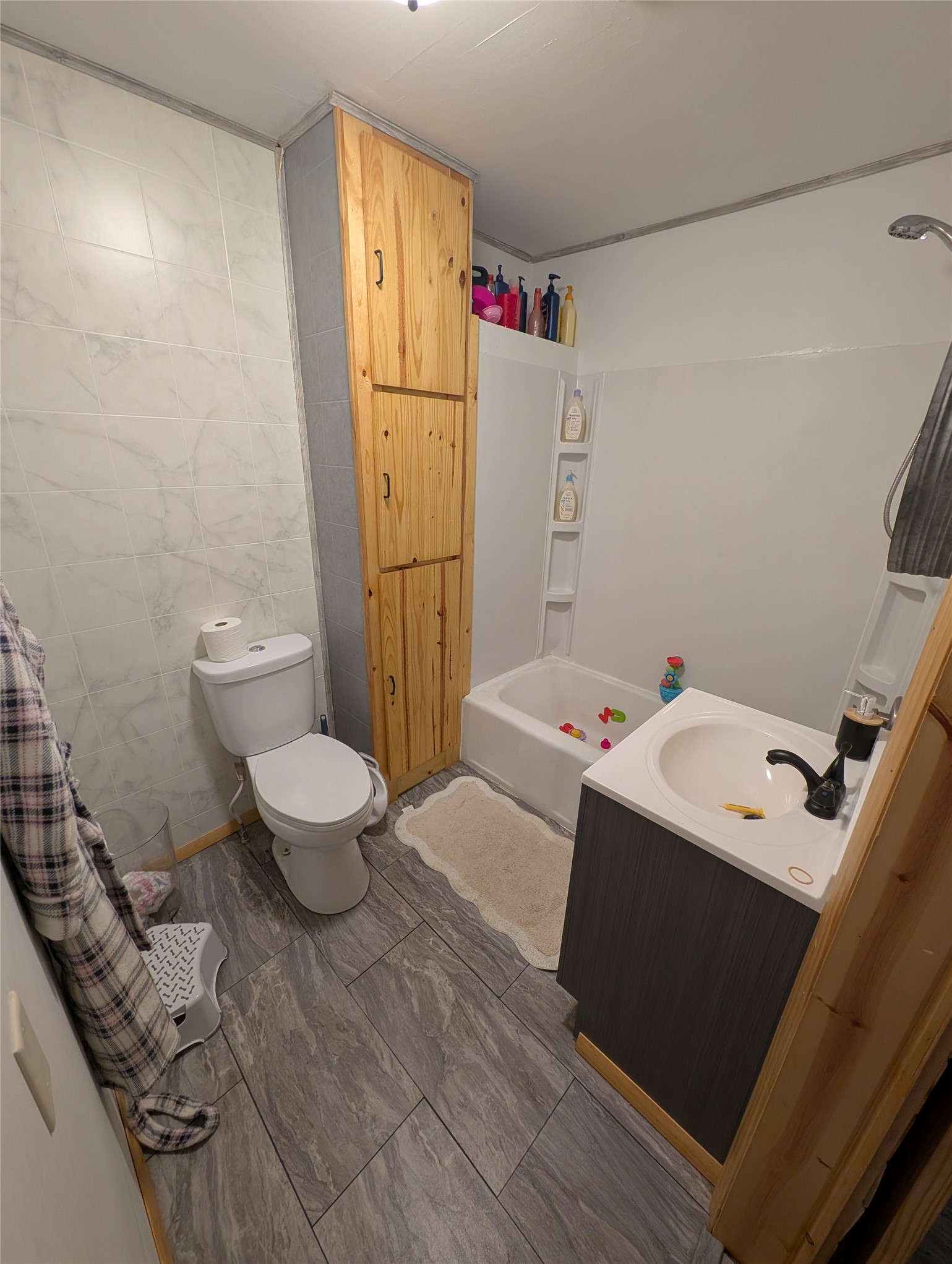119 S Spruce Street Property Photo 14