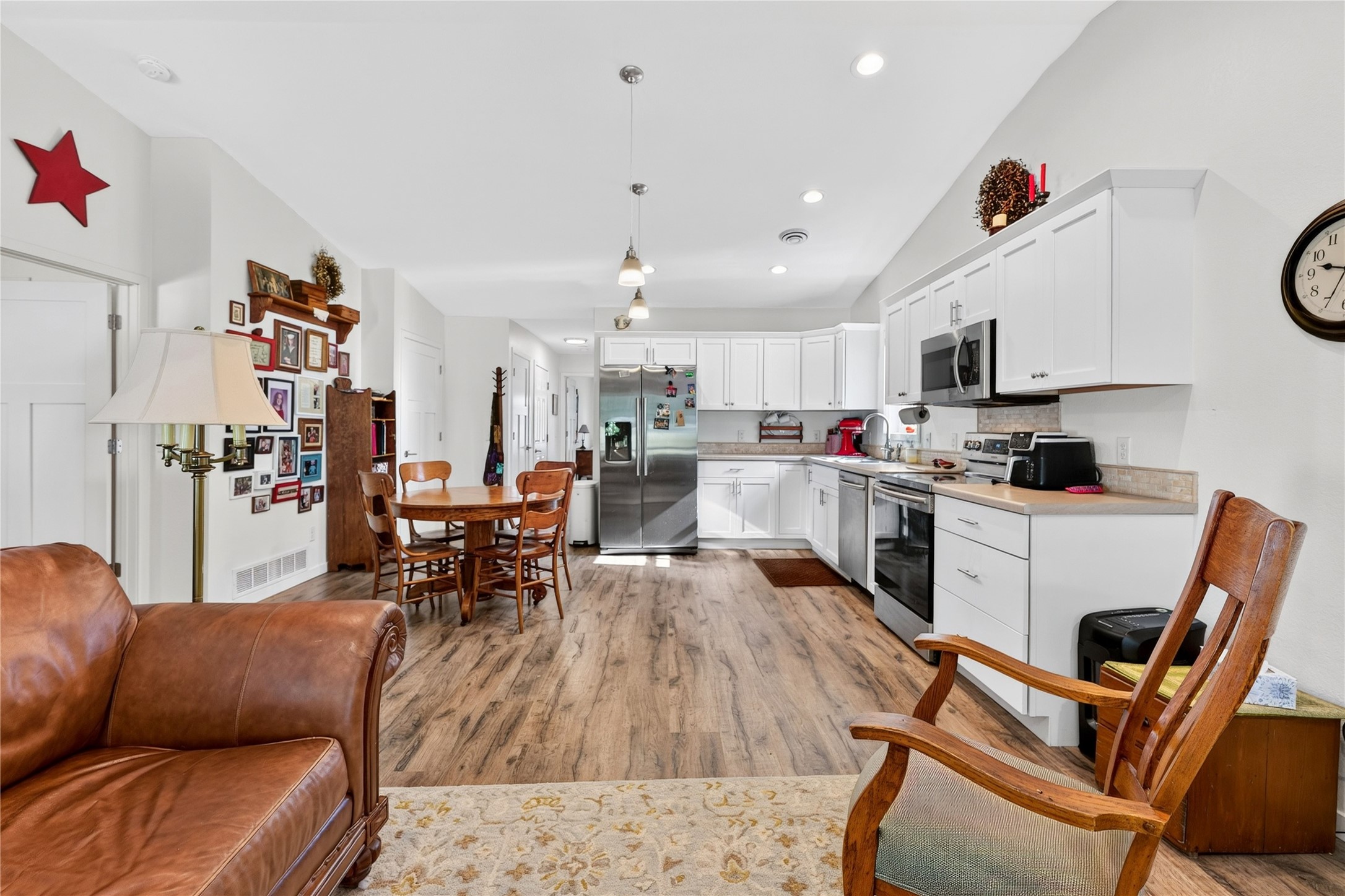 520 Ridgeway Avenue Property Photo 15