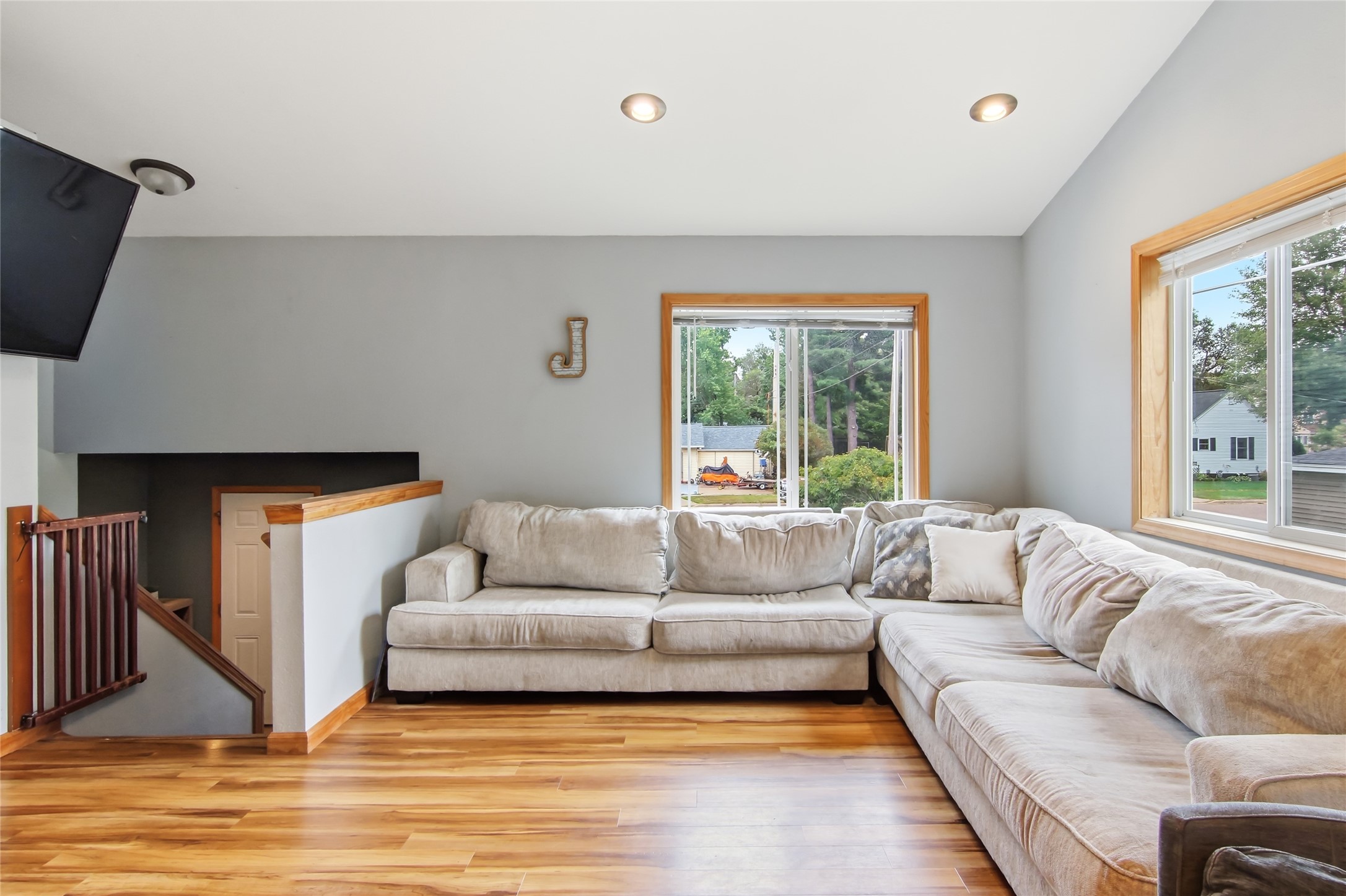 408 5th Street W Property Photo 13