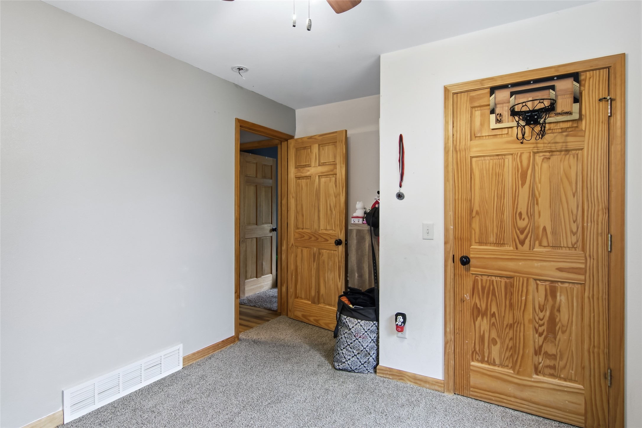 408 5th Street W Property Photo 25