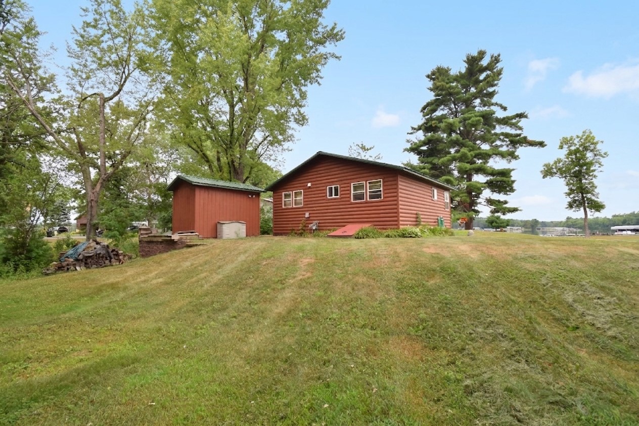 6595 Blue Heron Bay Drive Property Photo 6