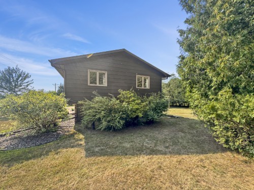 18748 50th Avenue Property Photo 5