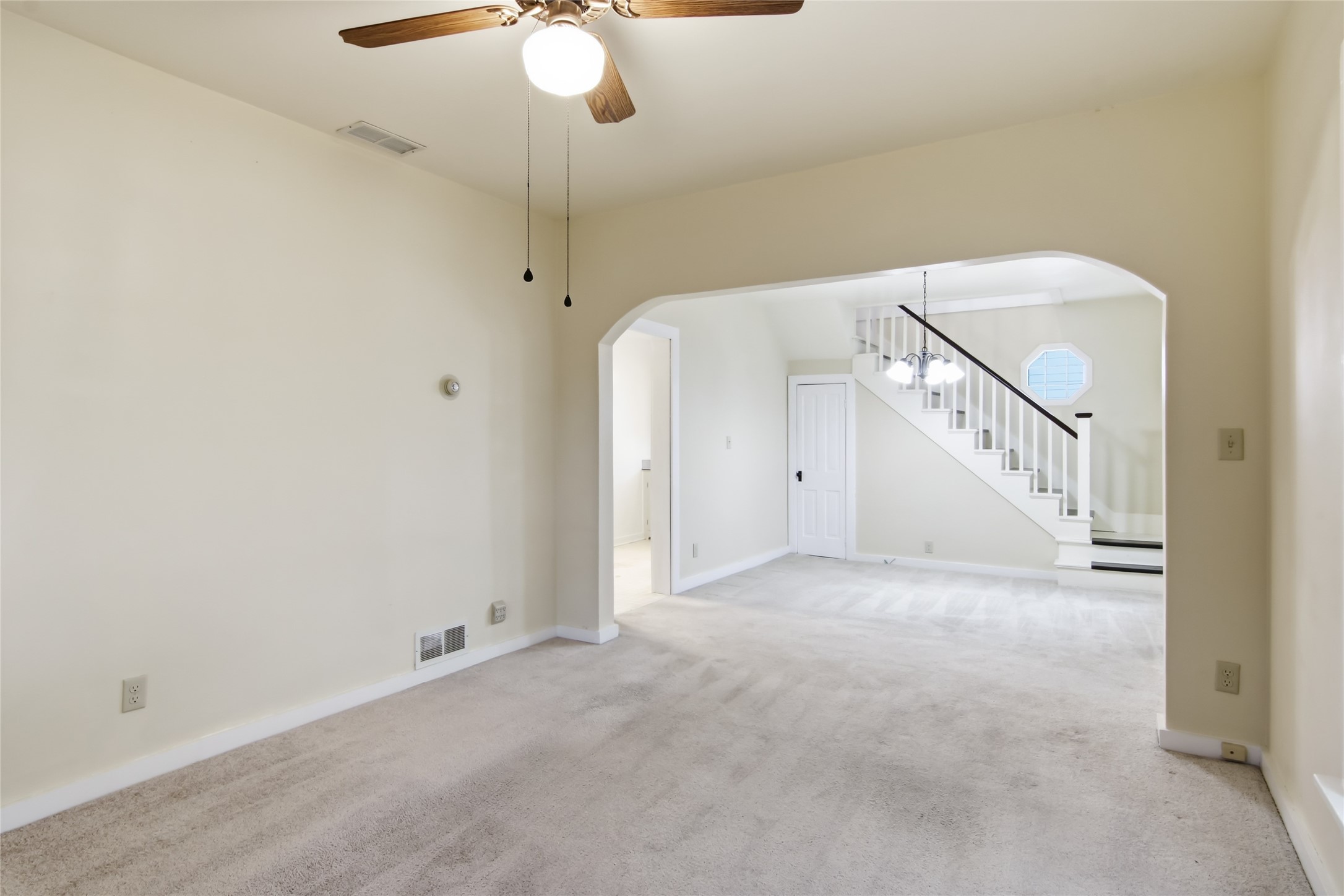 34 Cliff Street 1 Property Photo 5