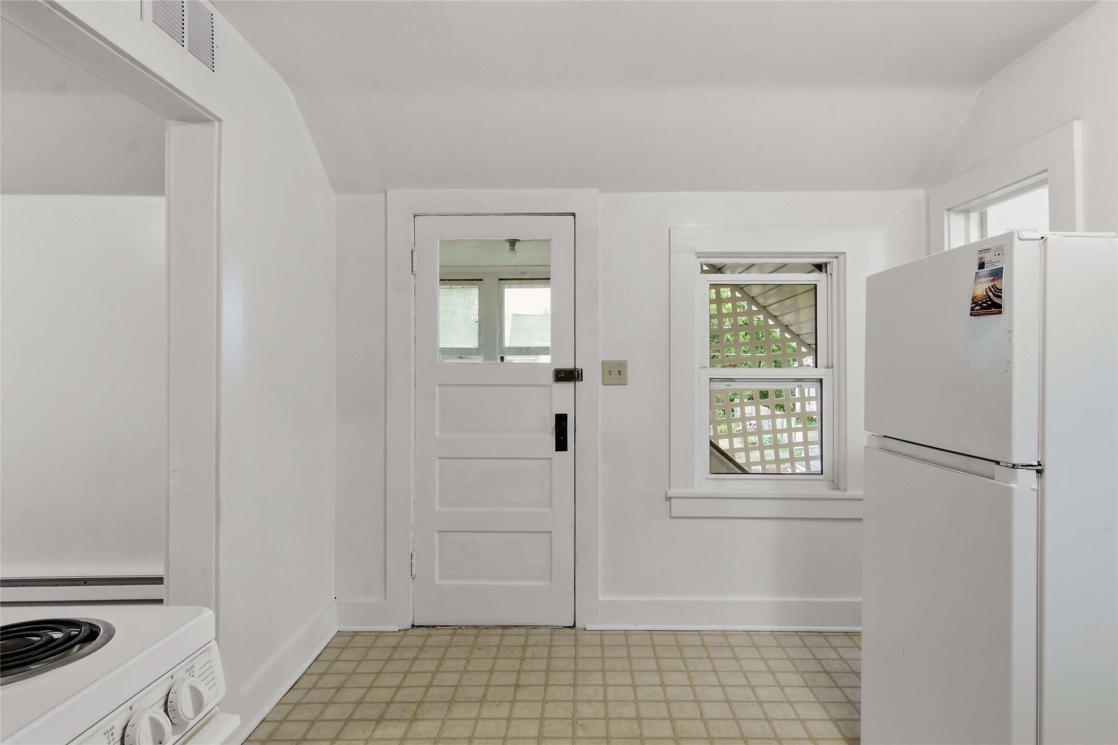 34 Cliff Street 1 Property Photo 12