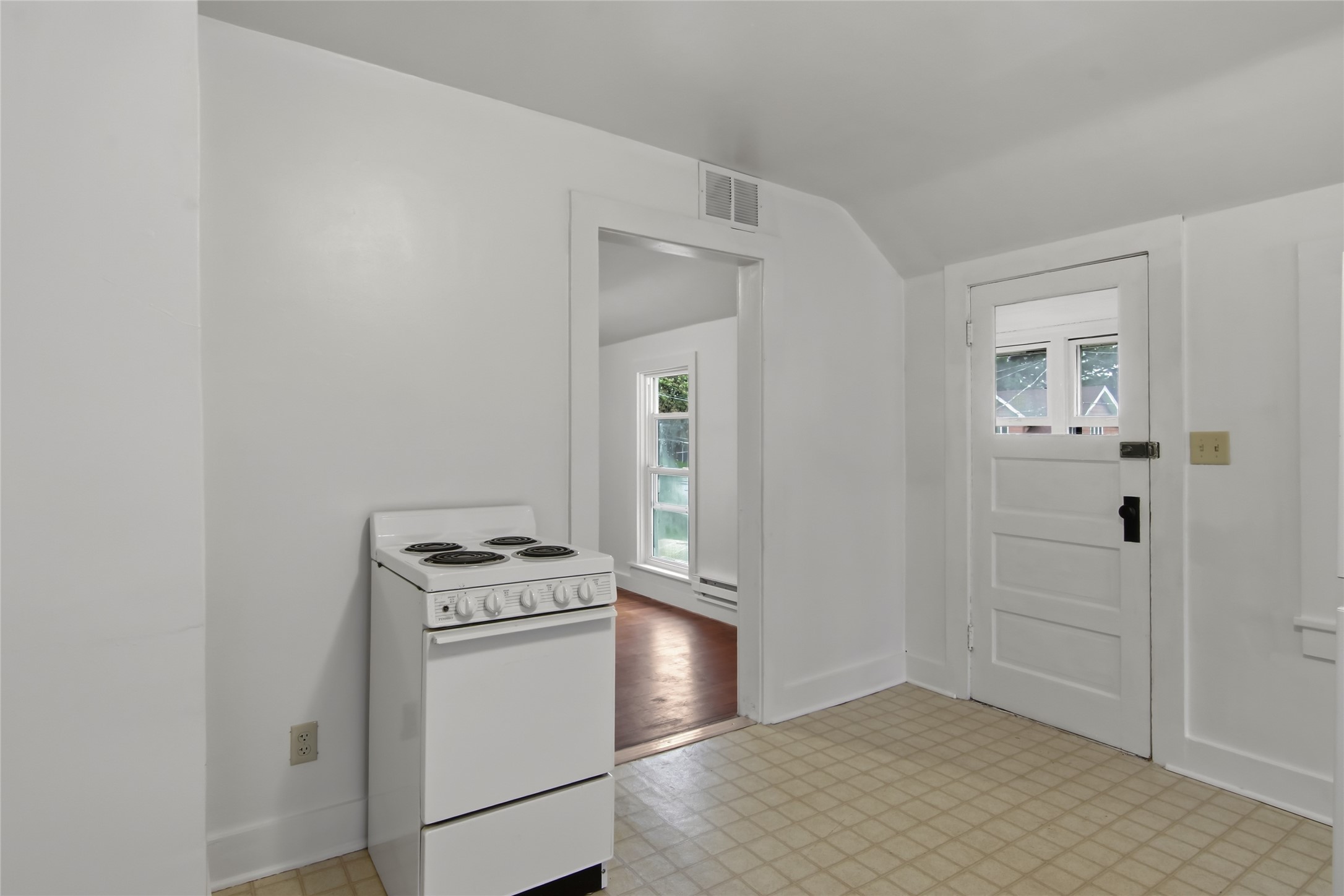 34 Cliff Street 1 Property Photo 13